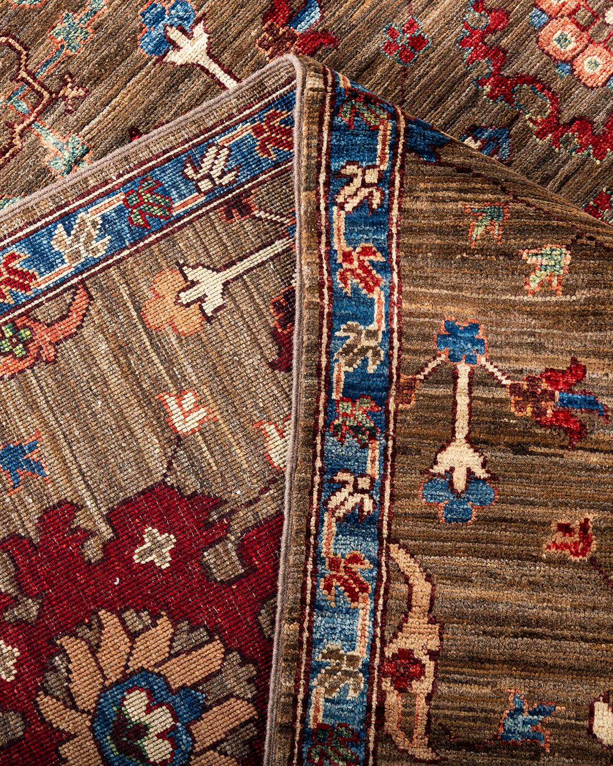 Traditional Serapi Hand Knotted Wool Brown Area Rug For Sale 1