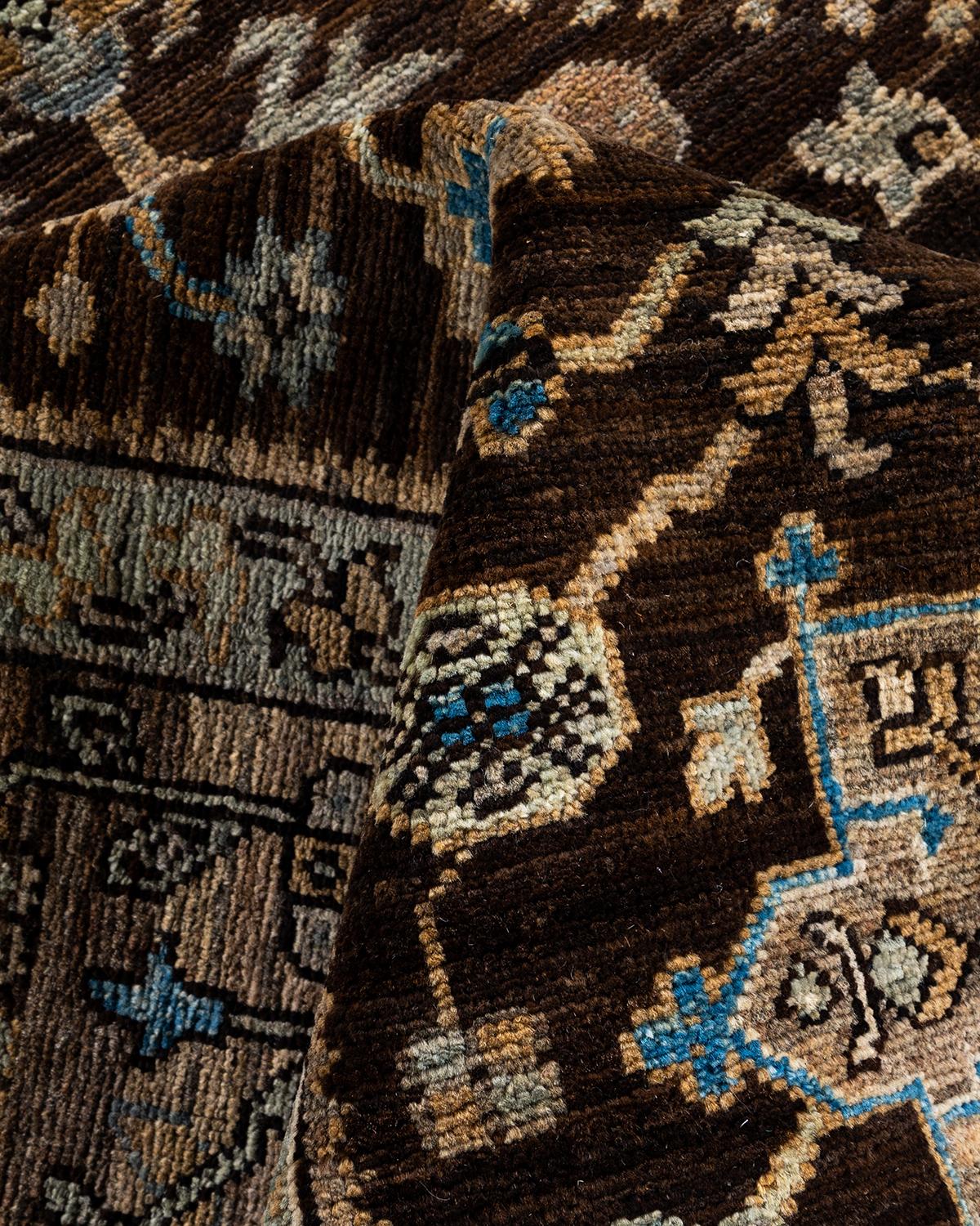  Tapis traditionnel Serapi en laine nouée à la main Brown en vente 1