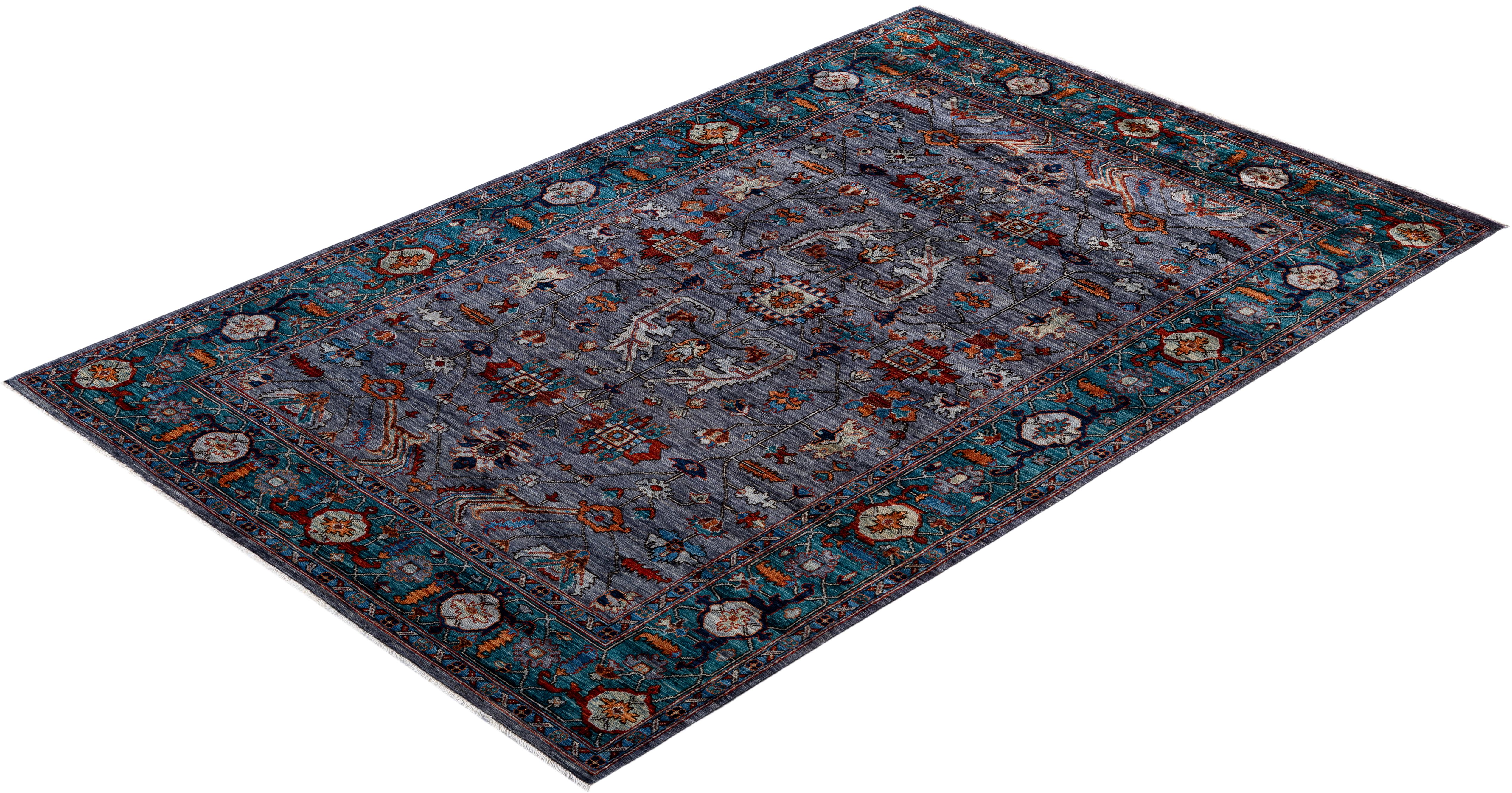 Tapis traditionnel Serapi noué à la main gris de 5' 11