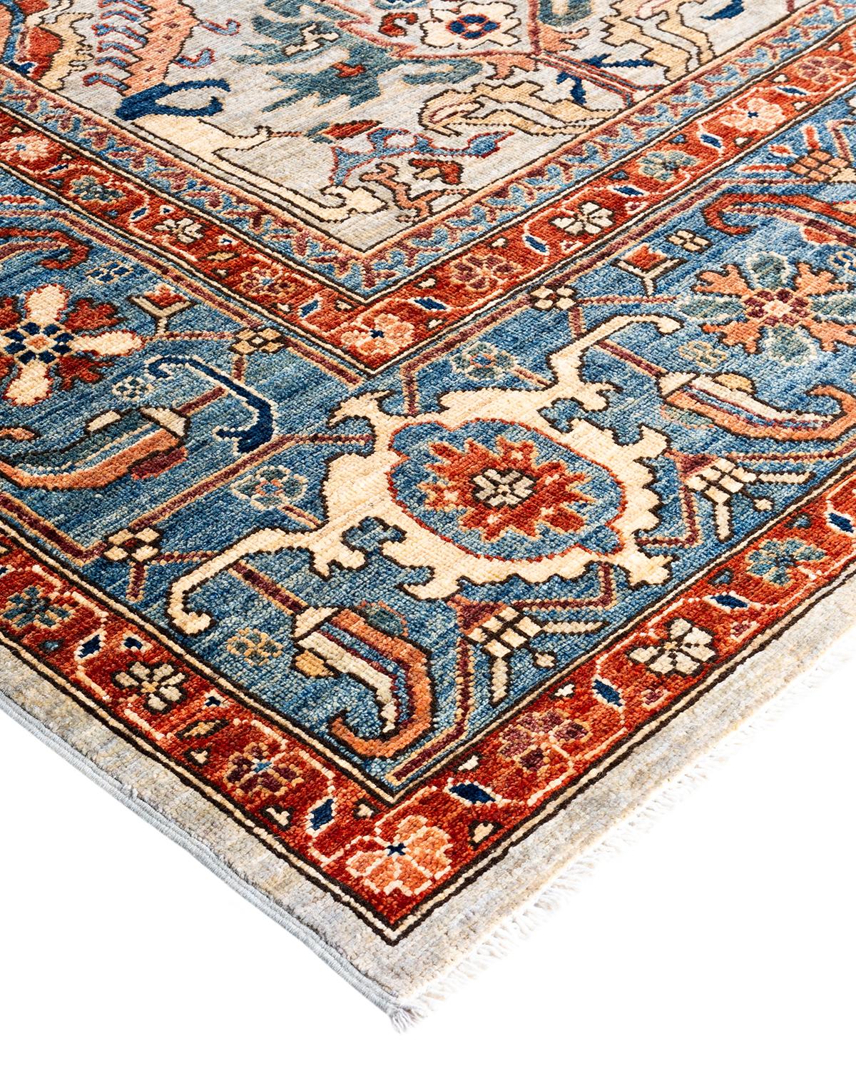 La fabrication des tapis persans dans toute sa splendeur a inspiré les couleurs riches, les motifs géométriques élaborés et les détails botaniques de la collection Serapi. Avec pas moins de 100 nœuds par pouce, ces tapis fabriqués à la main sont
