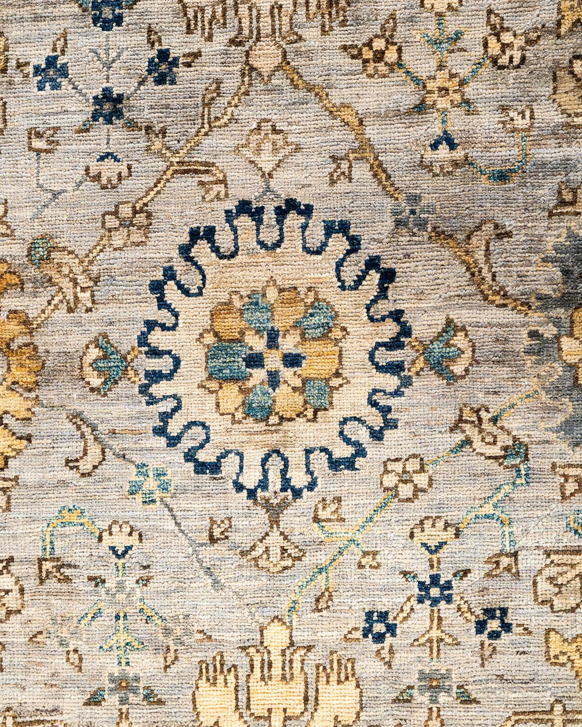 Pakistanais Tapis traditionnel Serapi noué à la main en laine grise en vente