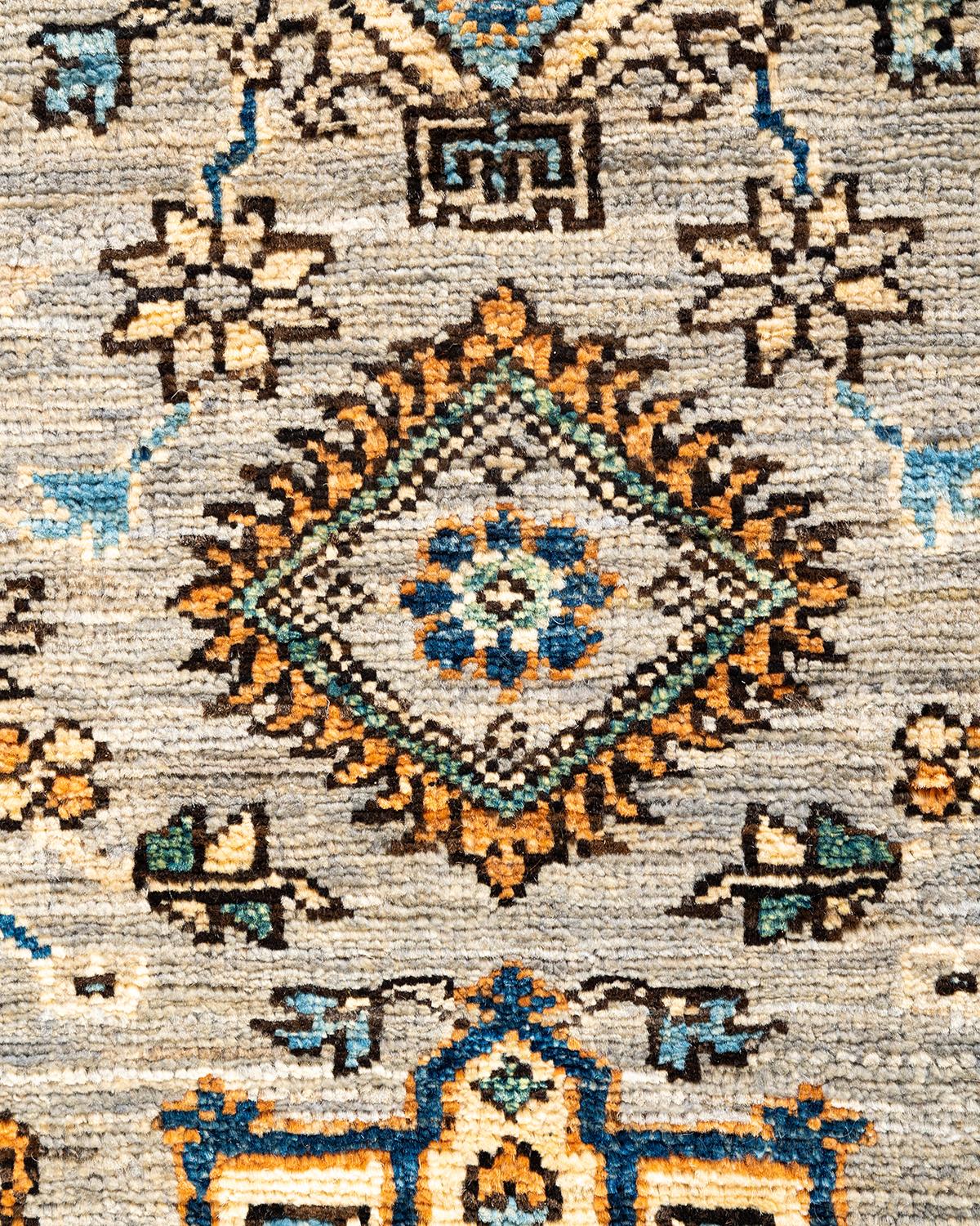 Pakistani Traditional Serapi Hand Knotted Wool Gray Area Rug For Sale