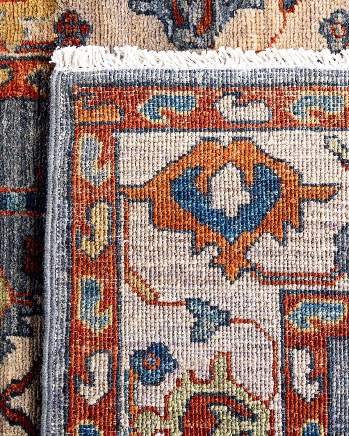 Traditioneller handgeknüpfter Serapi-Läufer aus grauer Wolle in Grau 2' 9