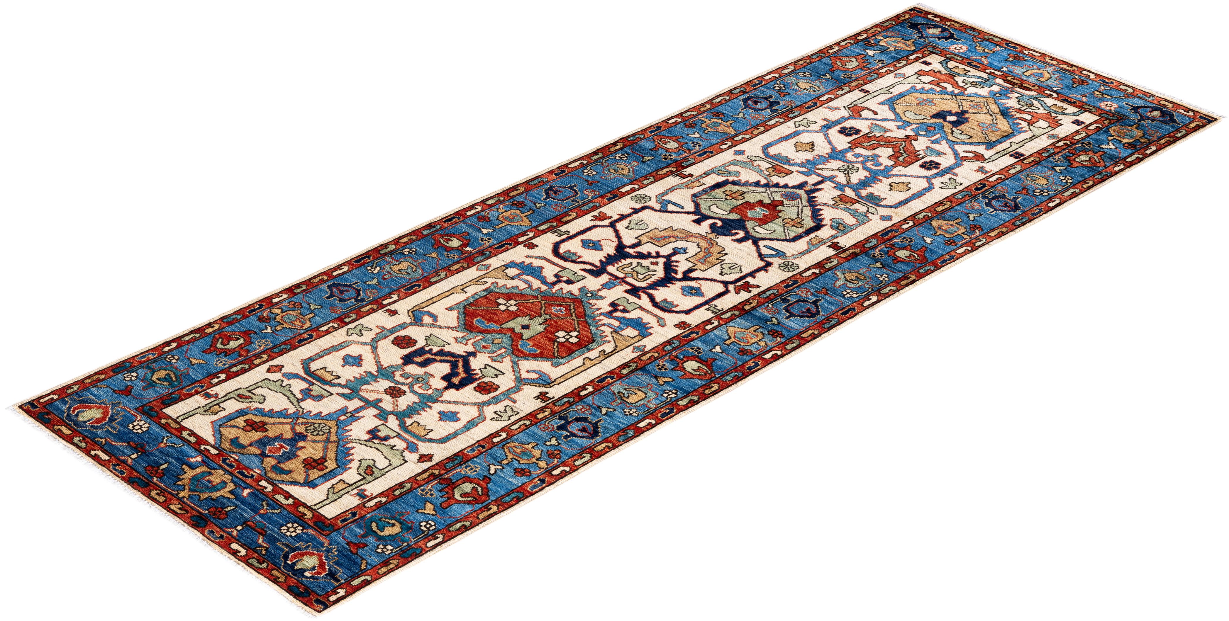 Tapis traditionnel Serapi noué à la main ivoire de 2' 10