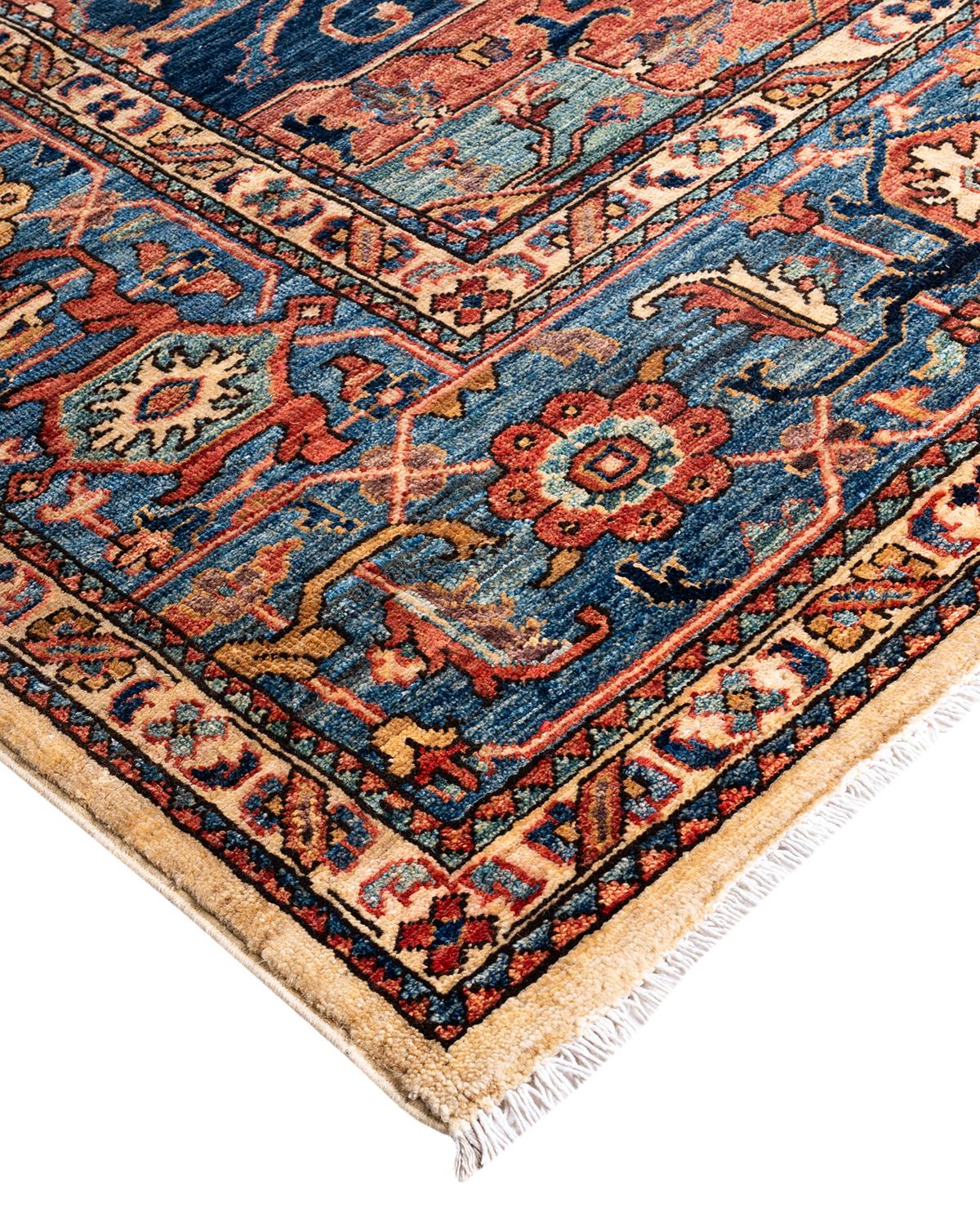 La fabrication des tapis persans dans toute sa splendeur a inspiré les couleurs riches, les motifs géométriques élaborés et les détails botaniques de la collection Serapi. Avec pas moins de 100 nœuds par pouce, ces tapis fabriqués à la main sont