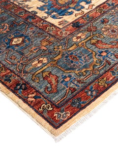 Traditional Serapi Hand Knotted Wool Ivory Area Rug