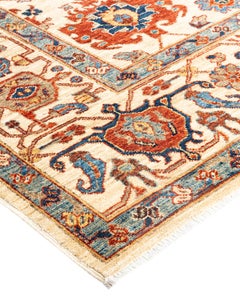 Traditional Serapi Hand Knotted Wool Ivory Area Rug