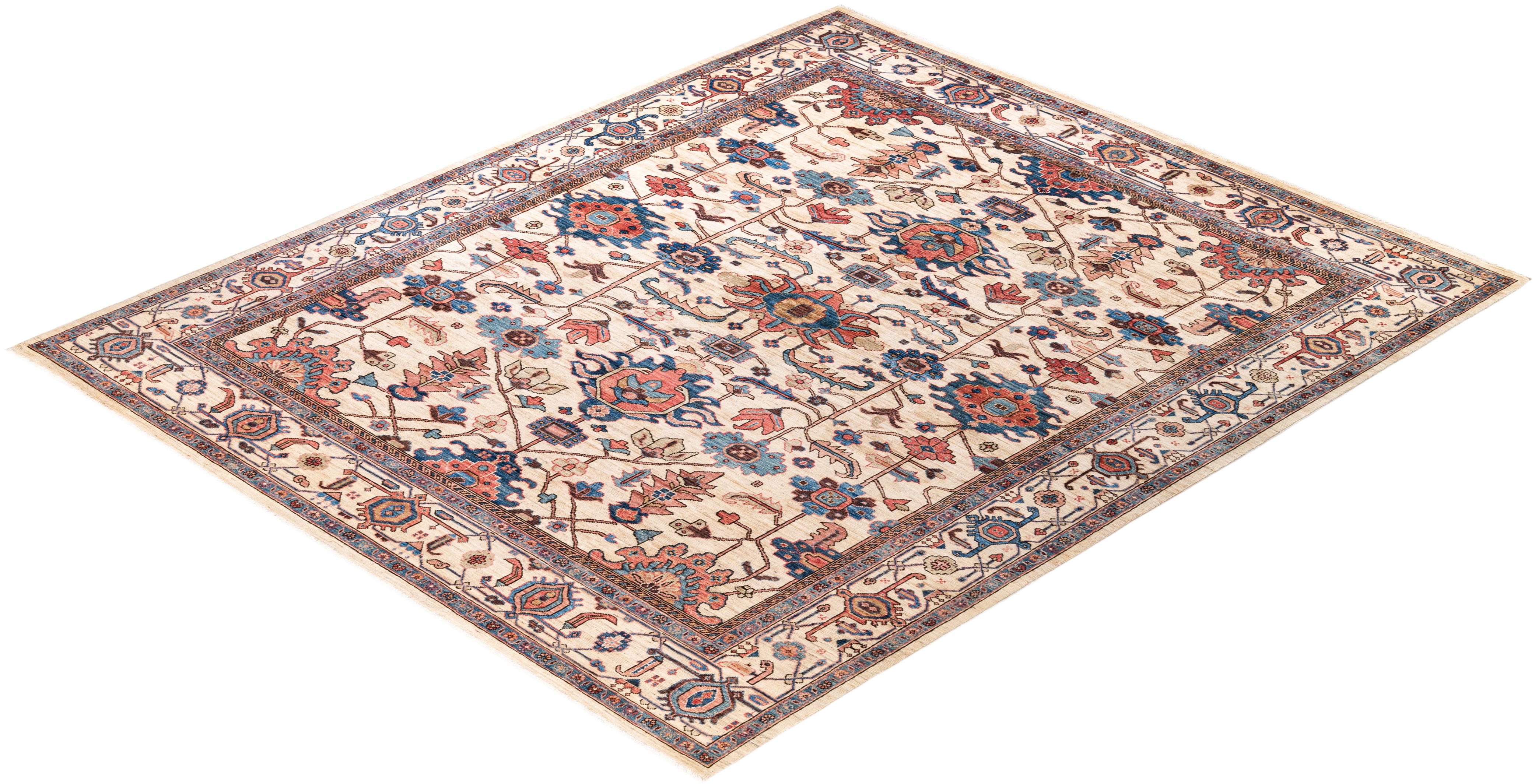 Traditional Serapi Hand Knotted Wool Ivory Area Rug  For Sale 3