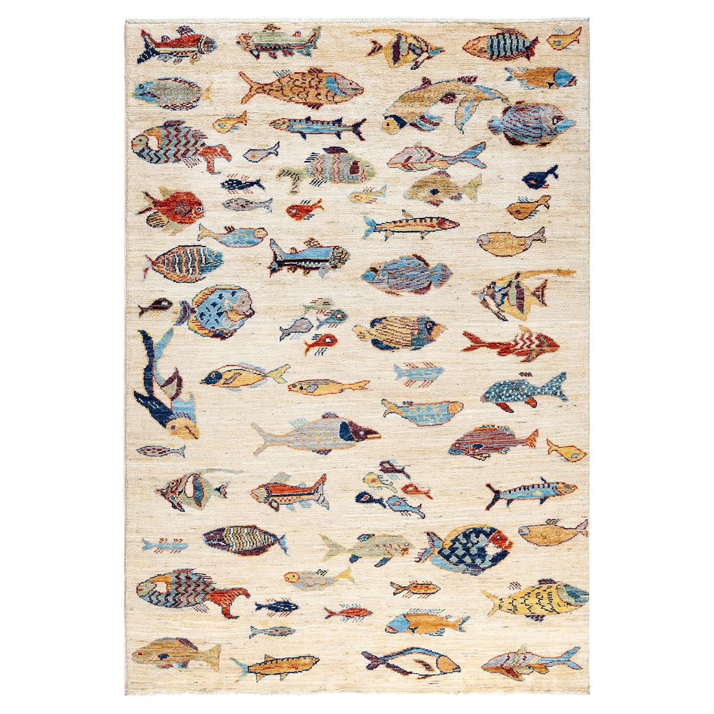  Traditional Serapi Hand Knotted Wool Ivory Area Rug For Sale