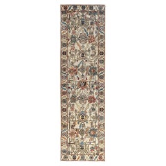 Traditional Serapi Hand Knotted Wool Ivory Runner 2
 9" x 9
 6"