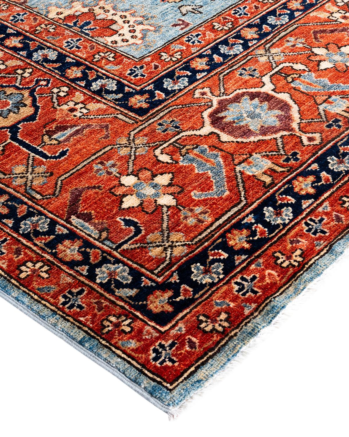 La fabrication des tapis persans dans toute sa splendeur a inspiré les couleurs riches, les motifs géométriques élaborés et les détails botaniques de la collection Serapi. Avec pas moins de 100 nœuds par pouce, ces tapis fabriqués à la main sont
