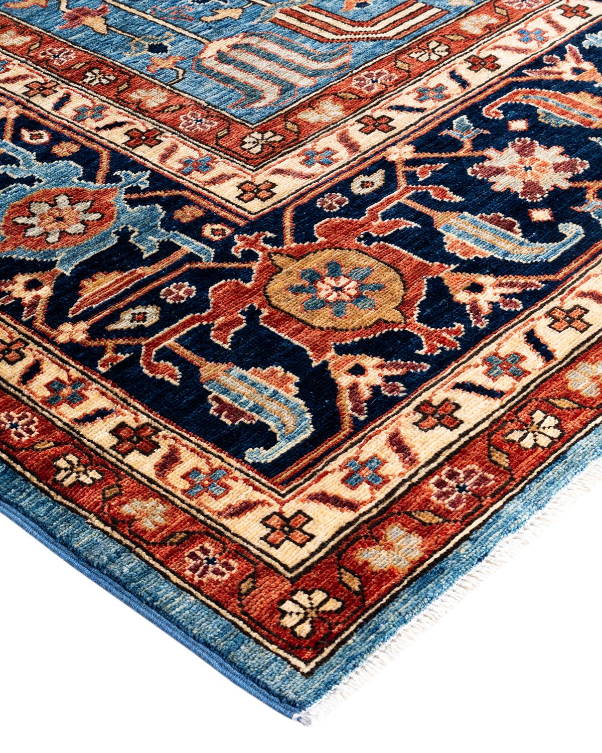 La fabrication des tapis persans dans toute sa splendeur a inspiré les couleurs riches, les motifs géométriques élaborés et les détails botaniques de la collection Serapi. Avec pas moins de 100 nœuds par pouce, ces tapis fabriqués à la main sont