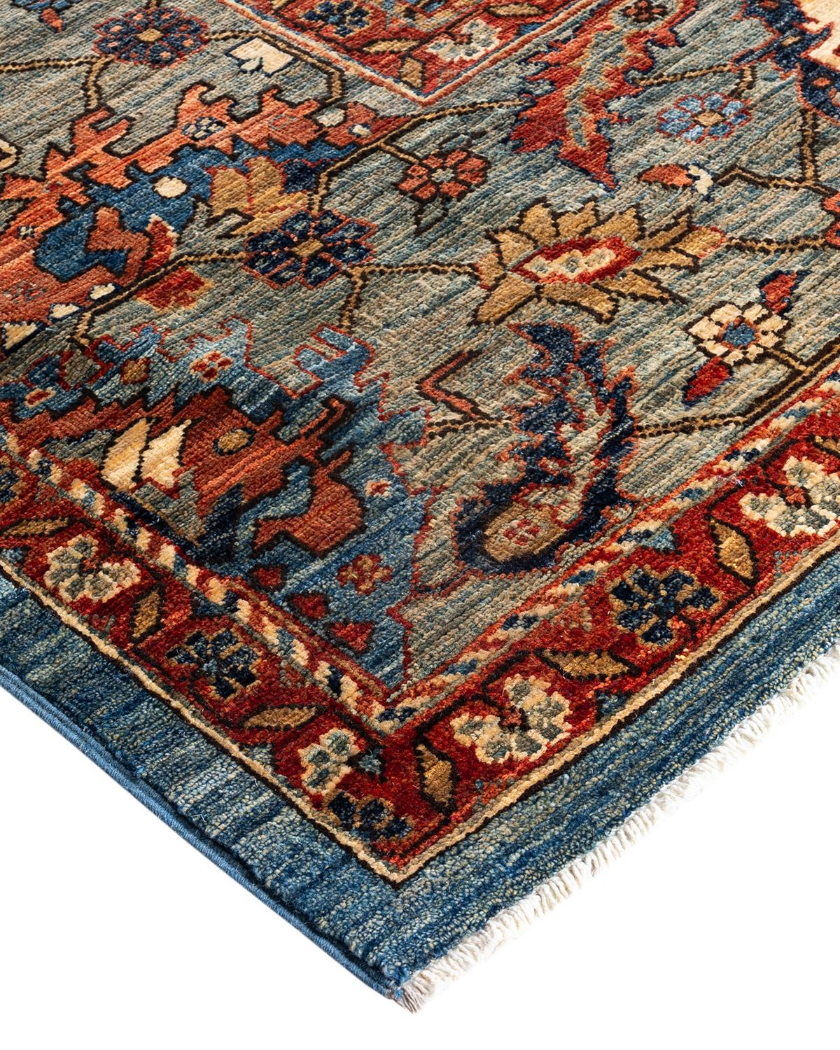 La fabrication des tapis persans dans toute sa splendeur a inspiré les couleurs riches, les motifs géométriques élaborés et les détails botaniques de la collection Serapi. Avec pas moins de 100 nœuds par pouce, ces tapis fabriqués à la main sont
