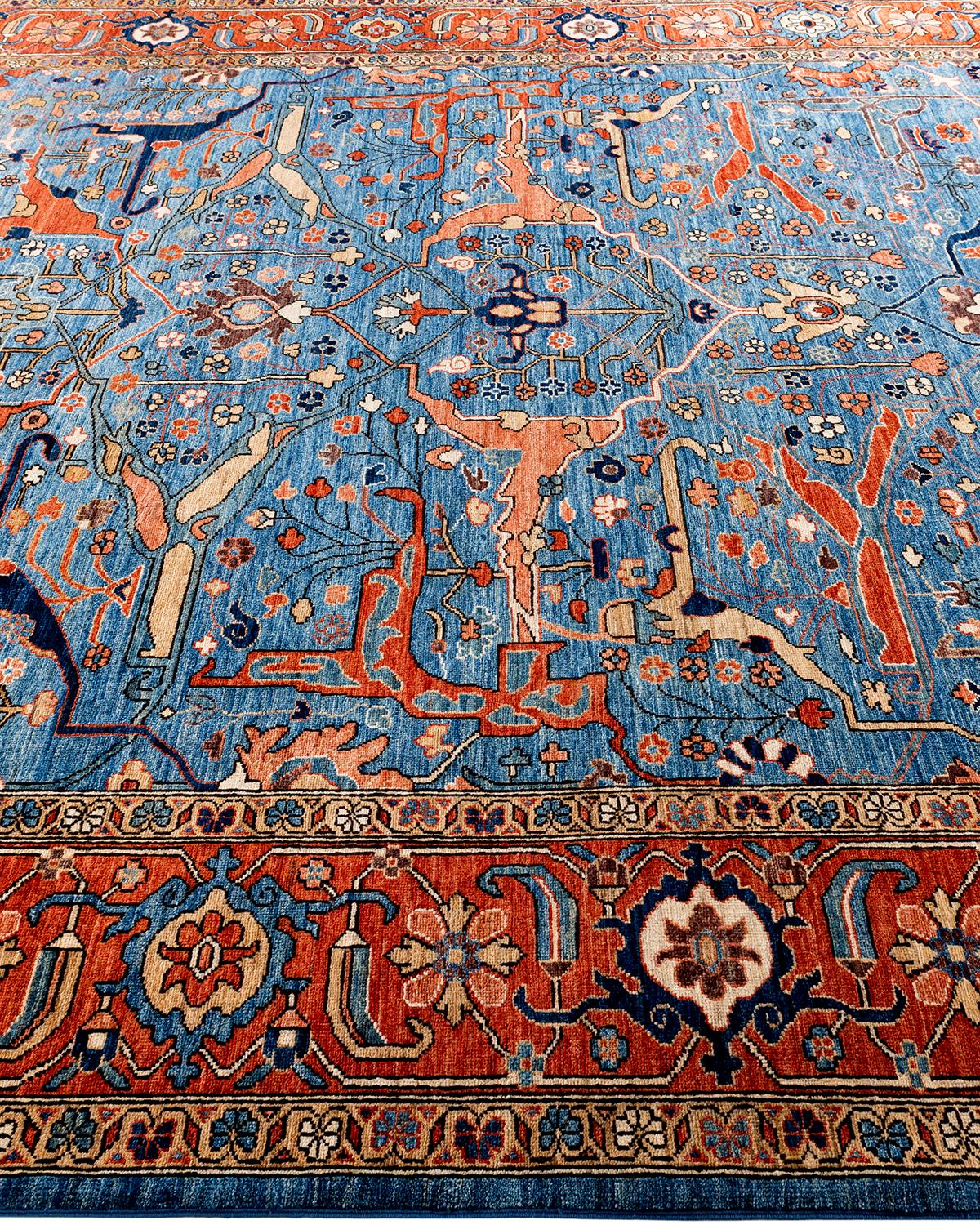 Traditioneller hellblauer Teppich aus handgeknüpfter Wolle Serapi im Zustand „Neu“ im Angebot in Norwalk, CT