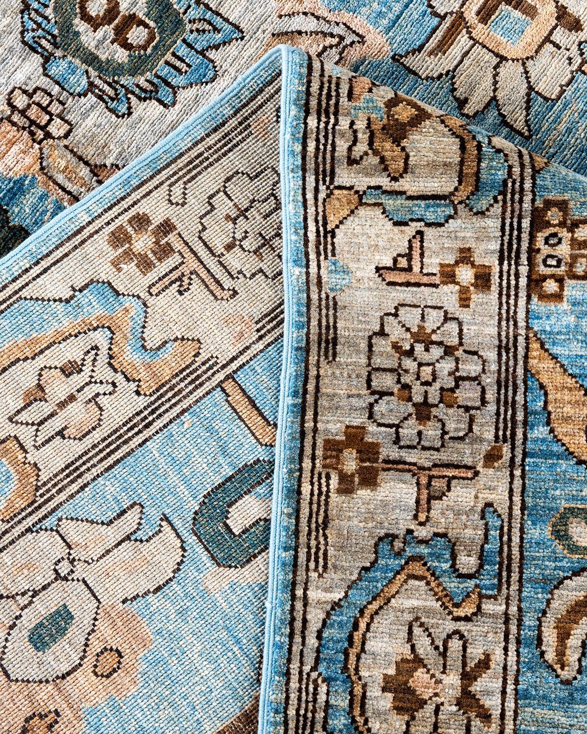 Traditioneller hellblauer Teppich aus handgeknüpfter Wolle Serapi 1