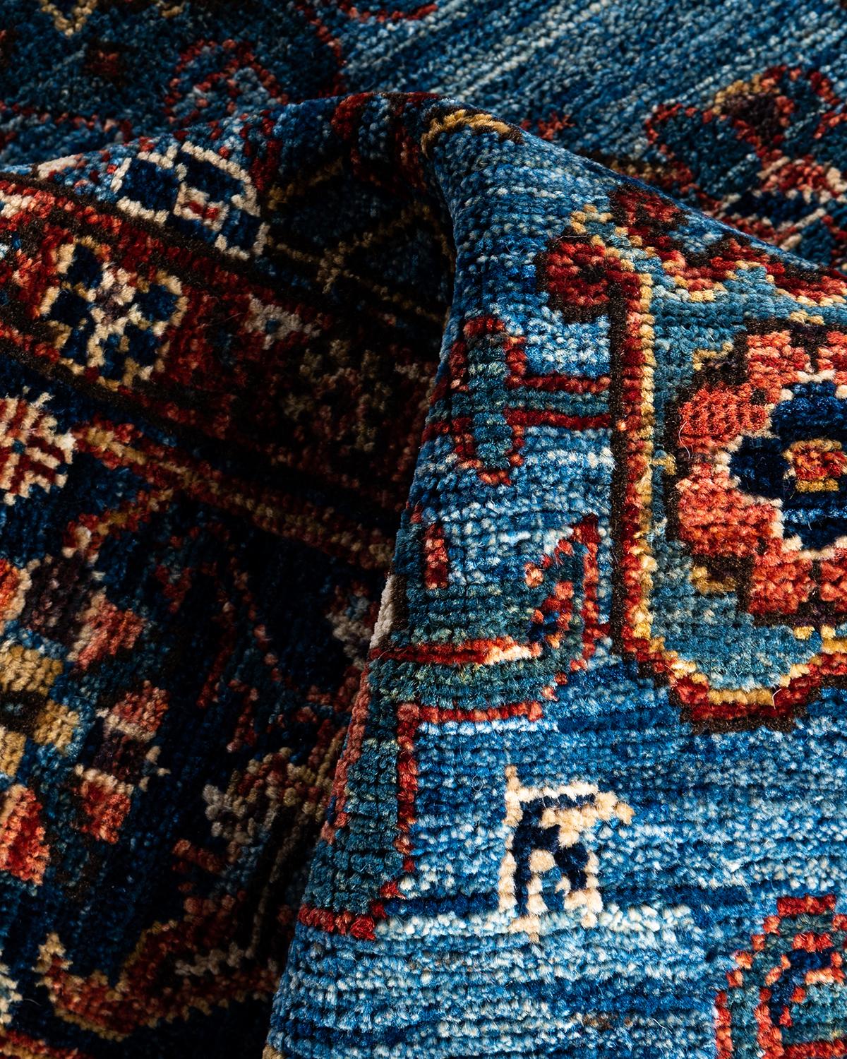 Tapis traditionnel Serapi noué à la main en laine bleu clair en vente 1