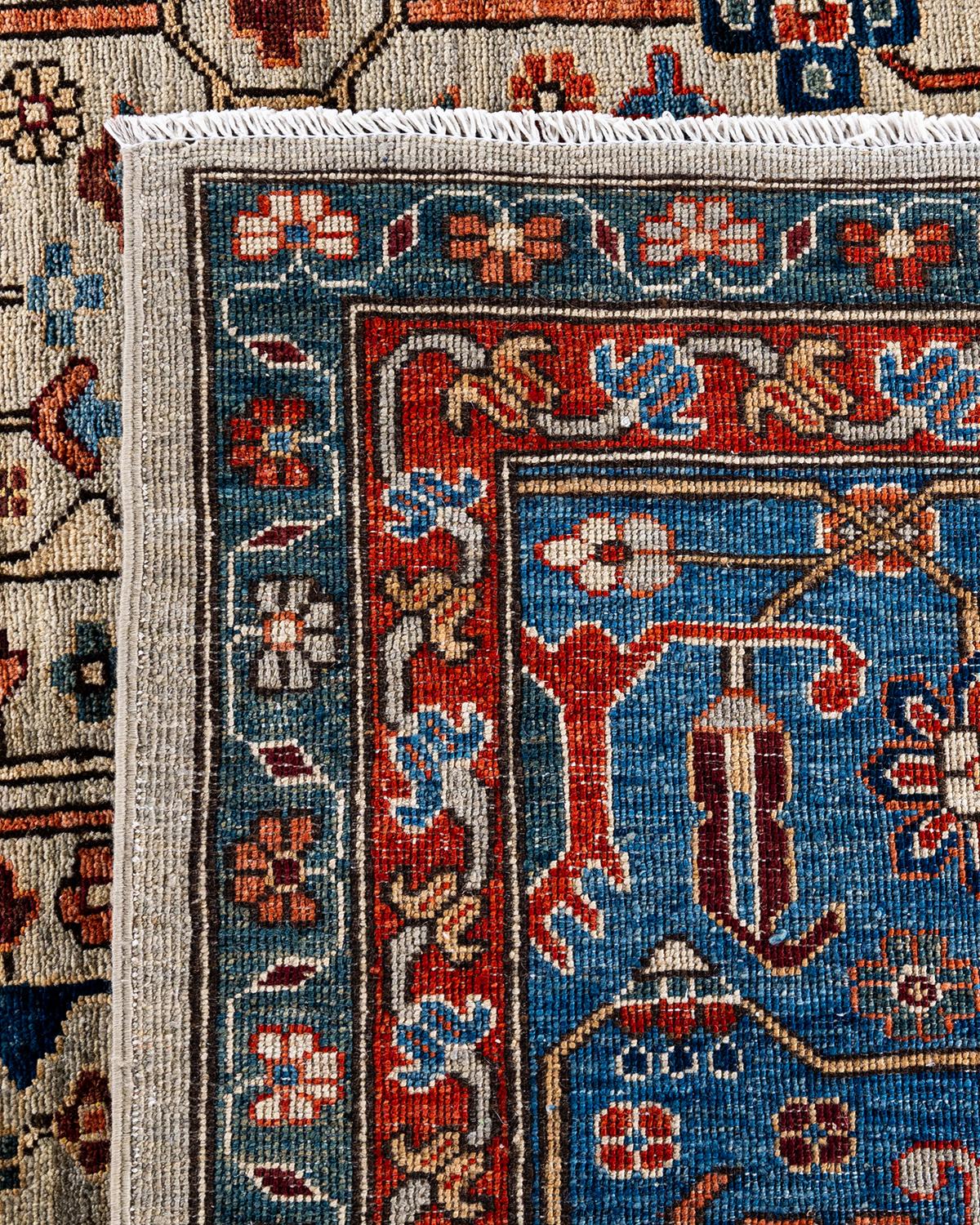 Traditioneller Serapi Teppich aus handgeknüpfter Wolle in Hellgrau  (21. Jahrhundert und zeitgenössisch) im Angebot