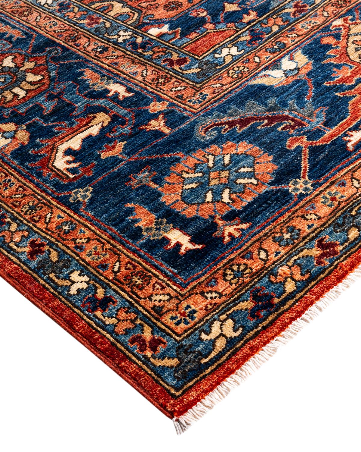 La fabrication des tapis persans dans toute sa splendeur a inspiré les couleurs riches, les motifs géométriques élaborés et les détails botaniques de la collection Serapi. Avec pas moins de 100 nœuds par pouce, ces tapis fabriqués à la main sont