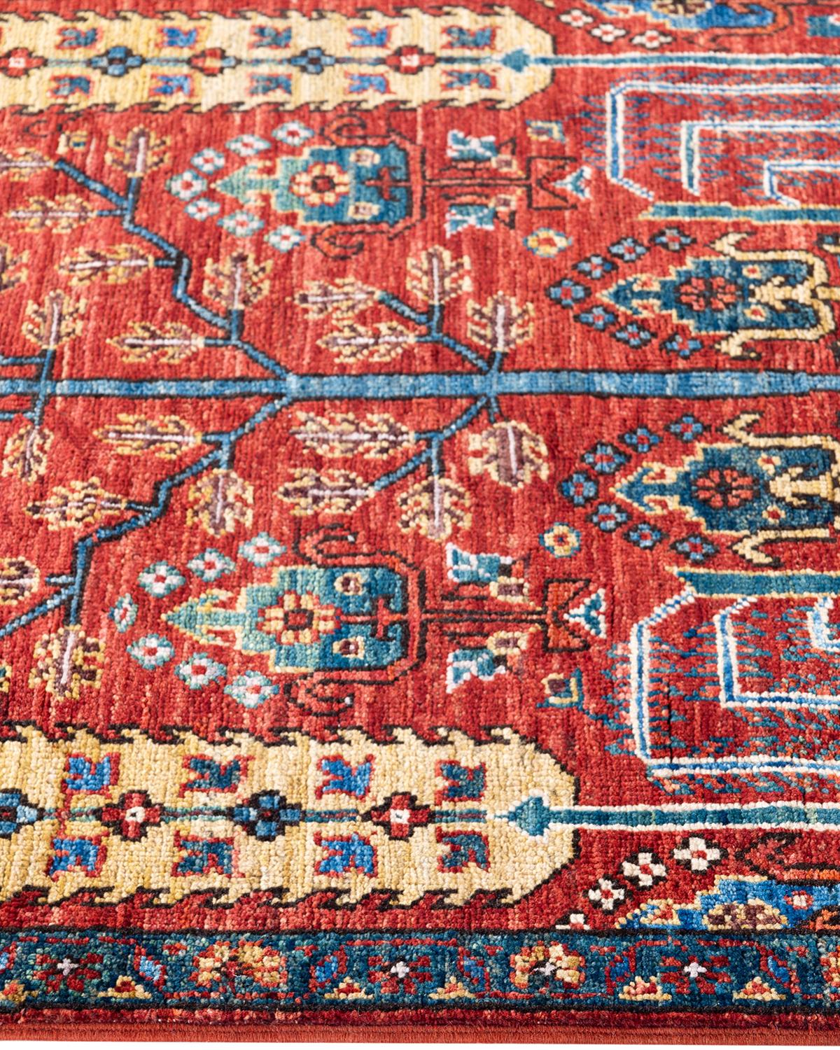 Hand-Knotted Traditional Serapi Hand Knotted Wool Red Area Rug 2' 7