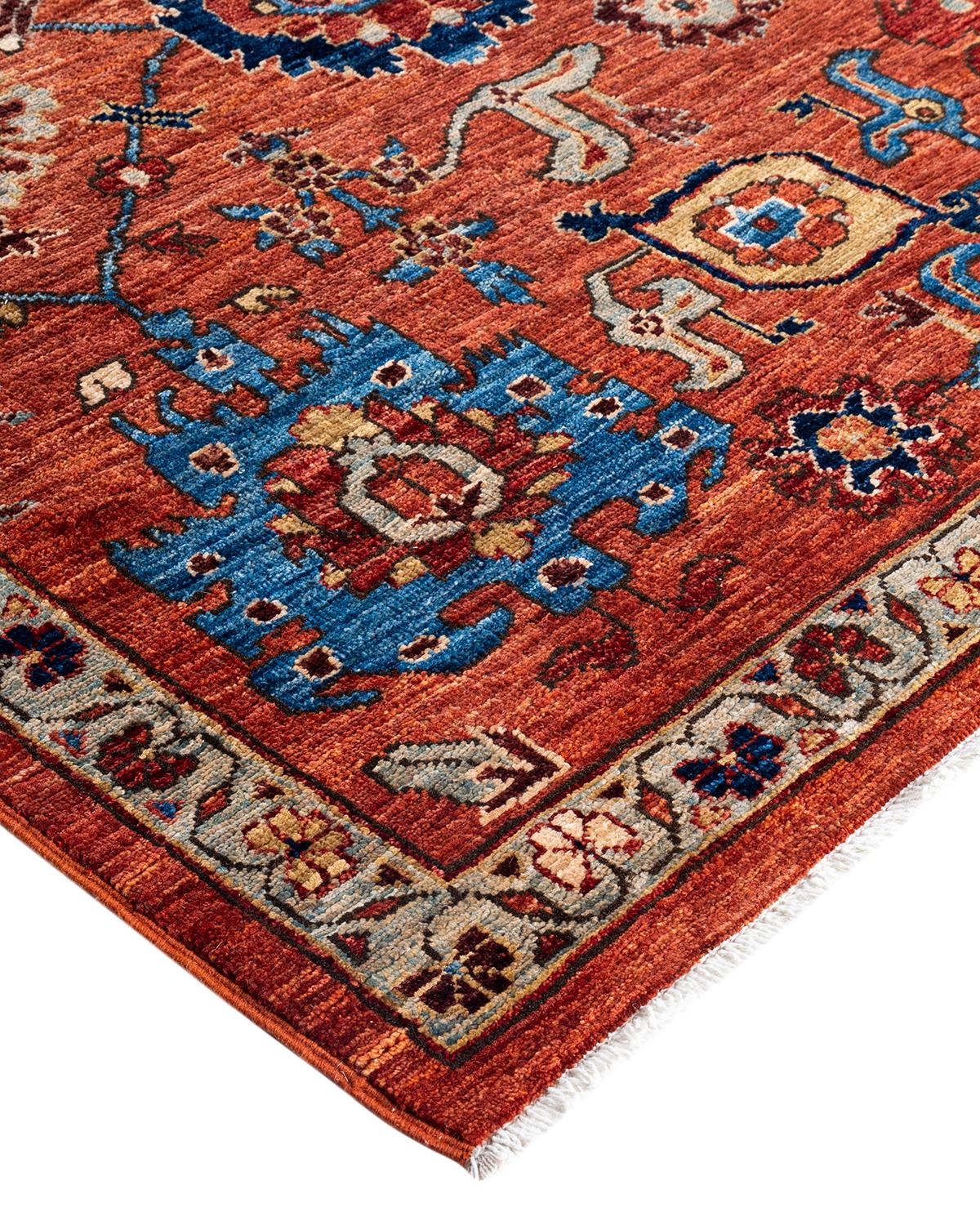 La fabrication des tapis persans dans toute sa splendeur a inspiré les couleurs riches, les motifs géométriques élaborés et les détails botaniques de la collection Serapi. Avec pas moins de 100 nœuds par pouce, ces tapis fabriqués à la main sont