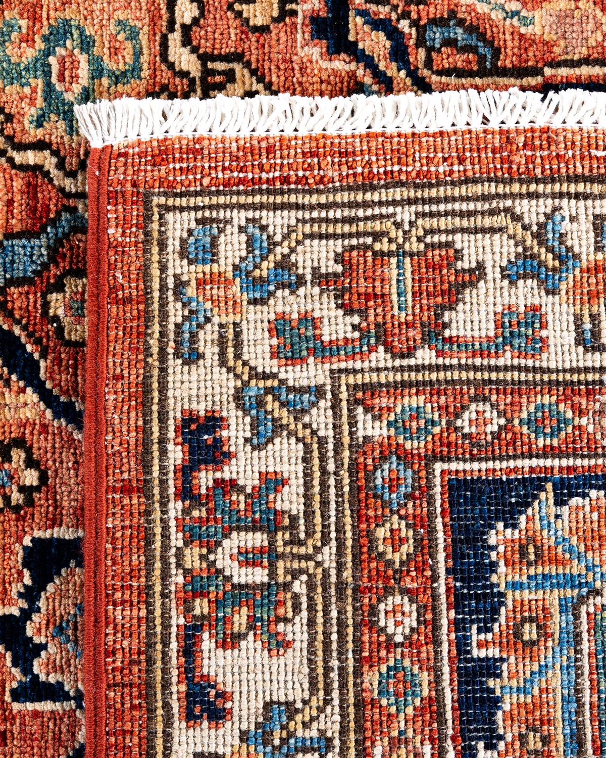 Tapis traditionnel Serapi noué à la main rouge de 8' 1