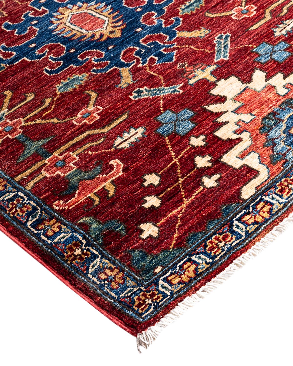 La fabrication des tapis persans dans toute sa splendeur a inspiré les couleurs riches, les motifs géométriques élaborés et les détails botaniques de la collection Serapi. Avec pas moins de 100 nœuds par pouce, ces tapis fabriqués à la main sont