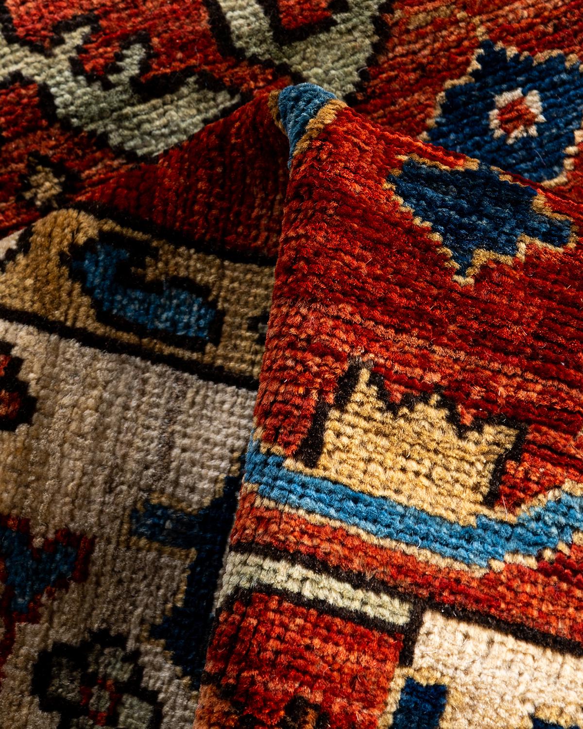 Tapis de couloir traditionnel Serapi rouge noué à la main 2' 9