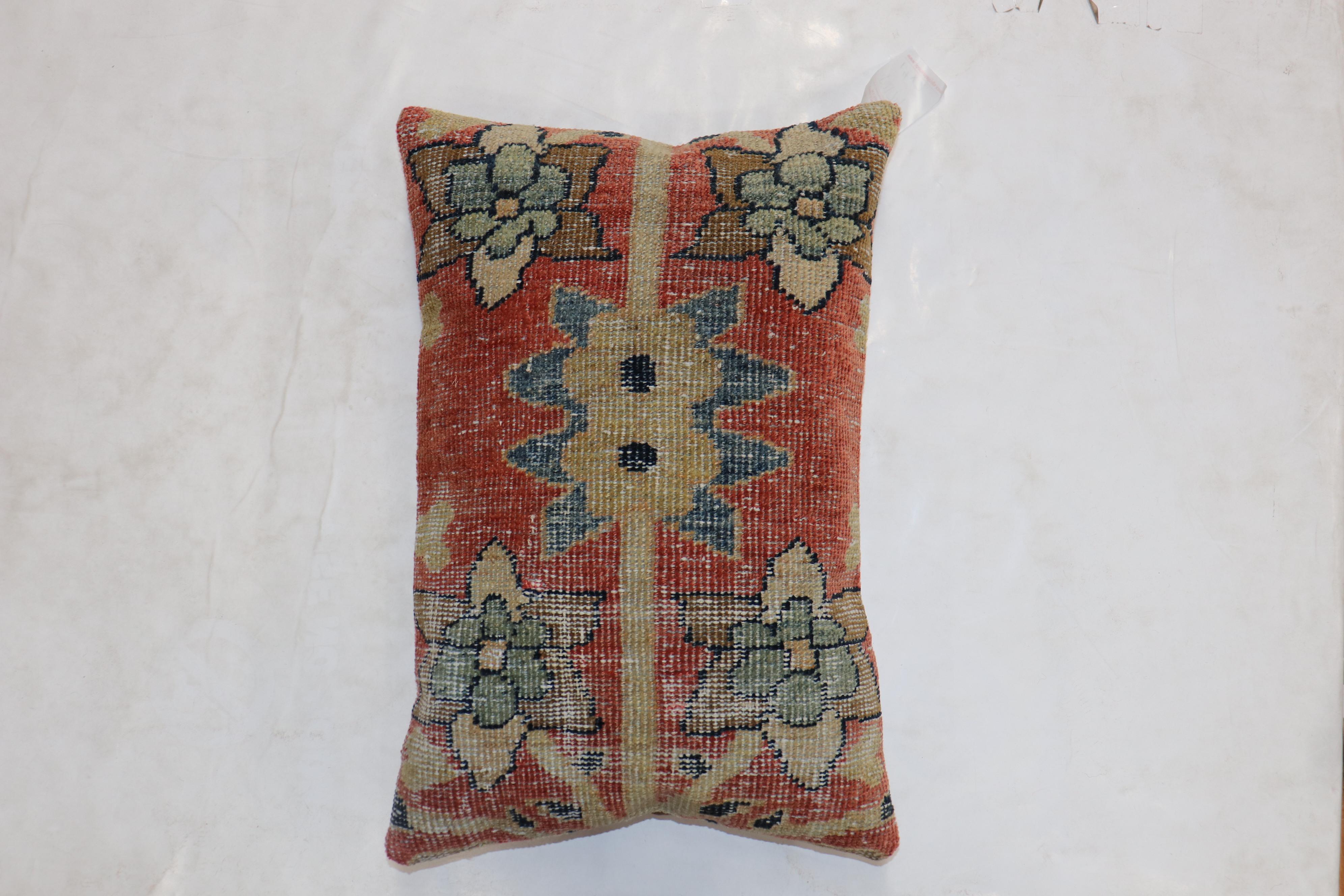 Shaker Traditional Set of Persian Mahal Rug Pillows