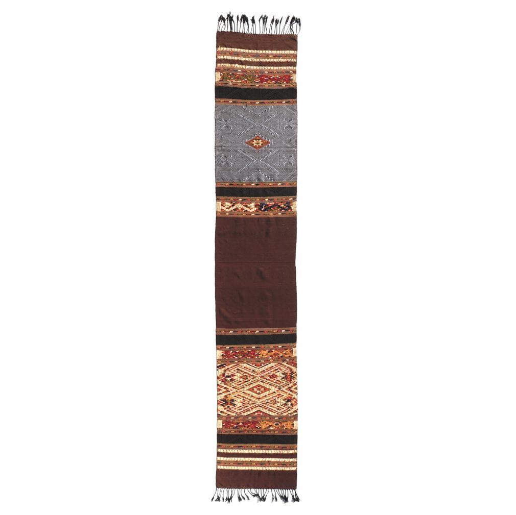 Paño tradicional de seda para hombros de chamán, Tai Daeng, provincia de Houaphanh, Laos Tribal en venta
