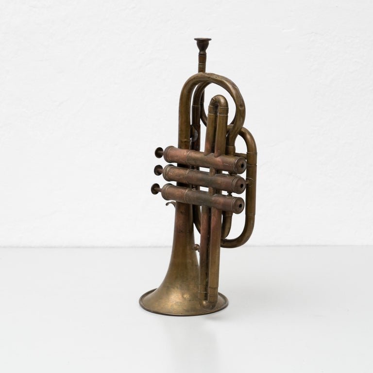 Trumpet traditionnel espagnol en laiton, datant d'environ 1960 En vente sur  1stDibs