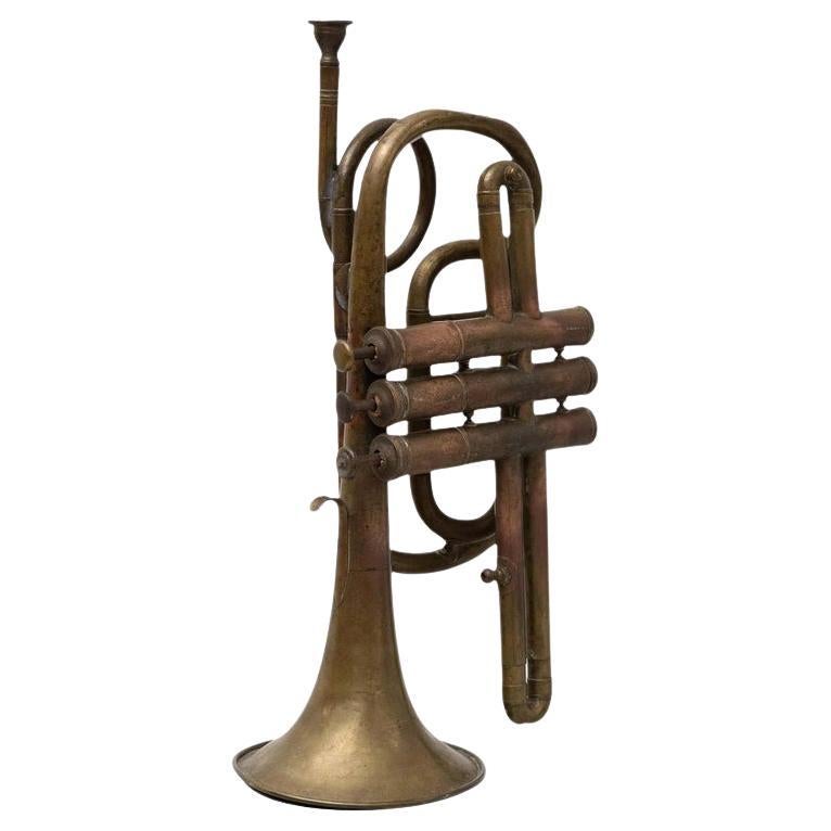 Trumpet traditionnel espagnol en laiton, datant d'environ 1960