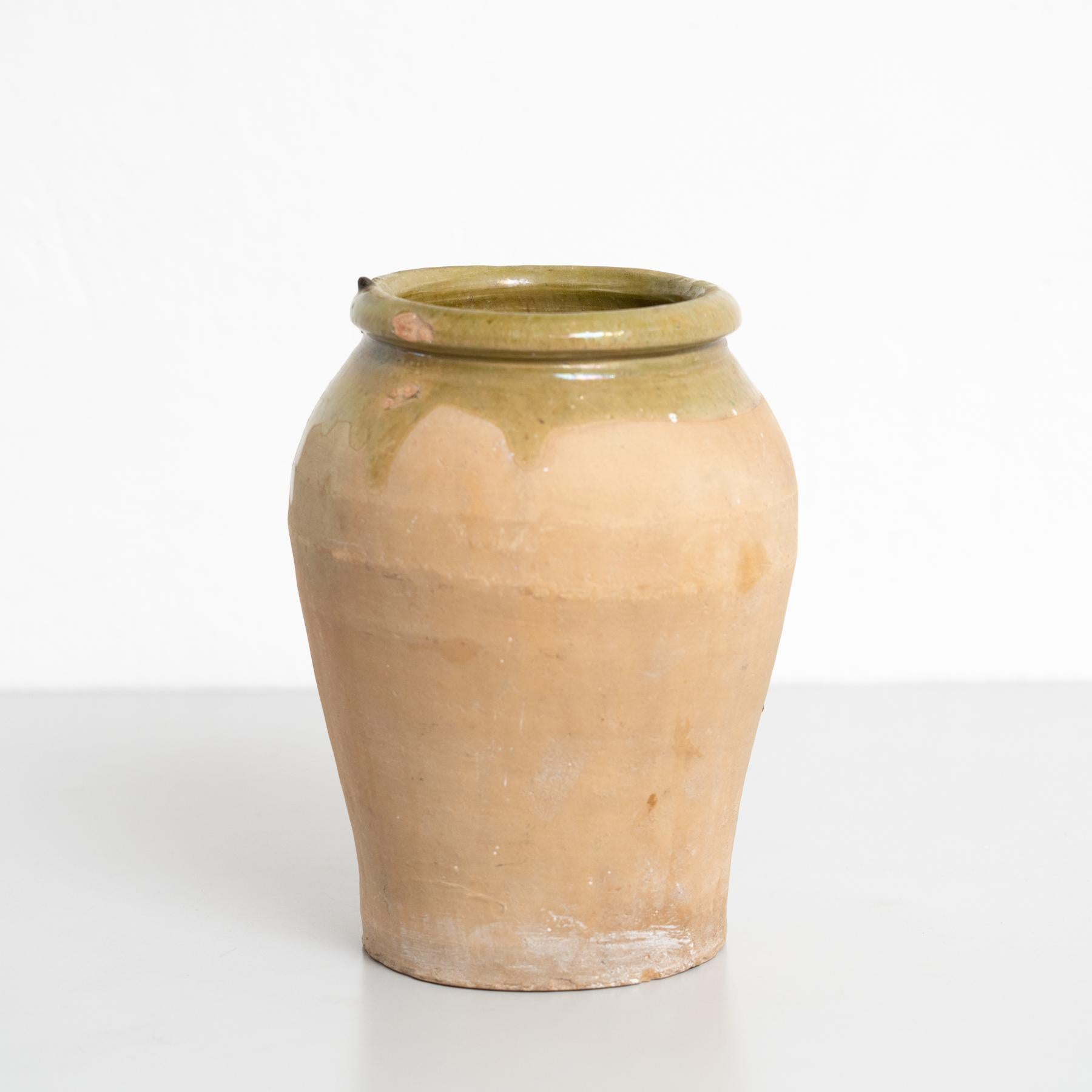 Rustikale spanische Keramikvase, um 1960 (Spanisch) im Angebot