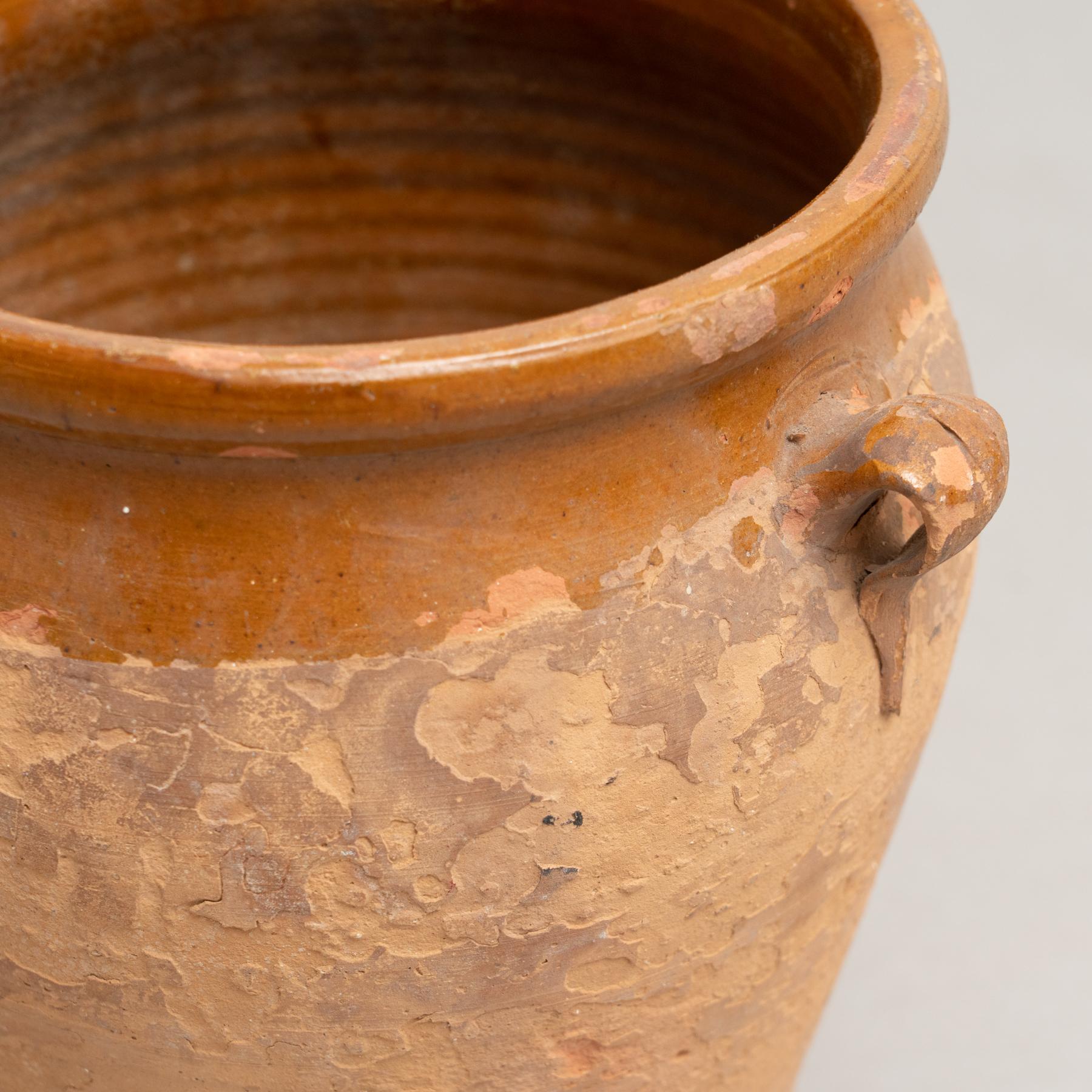 Traditional Spanish Ceramic Rustic Vase, circa 1960 For Sale 3