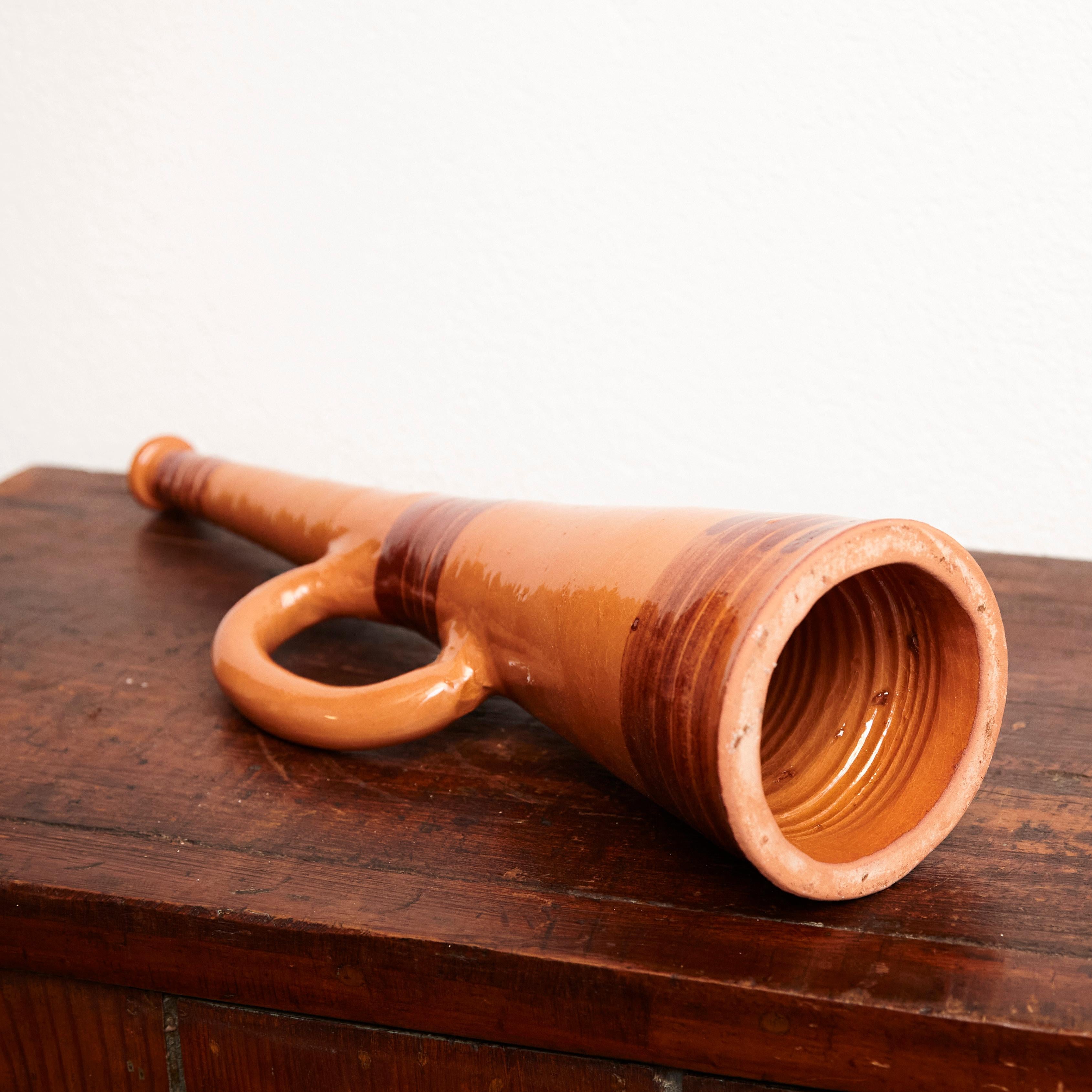 Traditional Spanish Ceramic Trumpet, circa 1960 For Sale 2