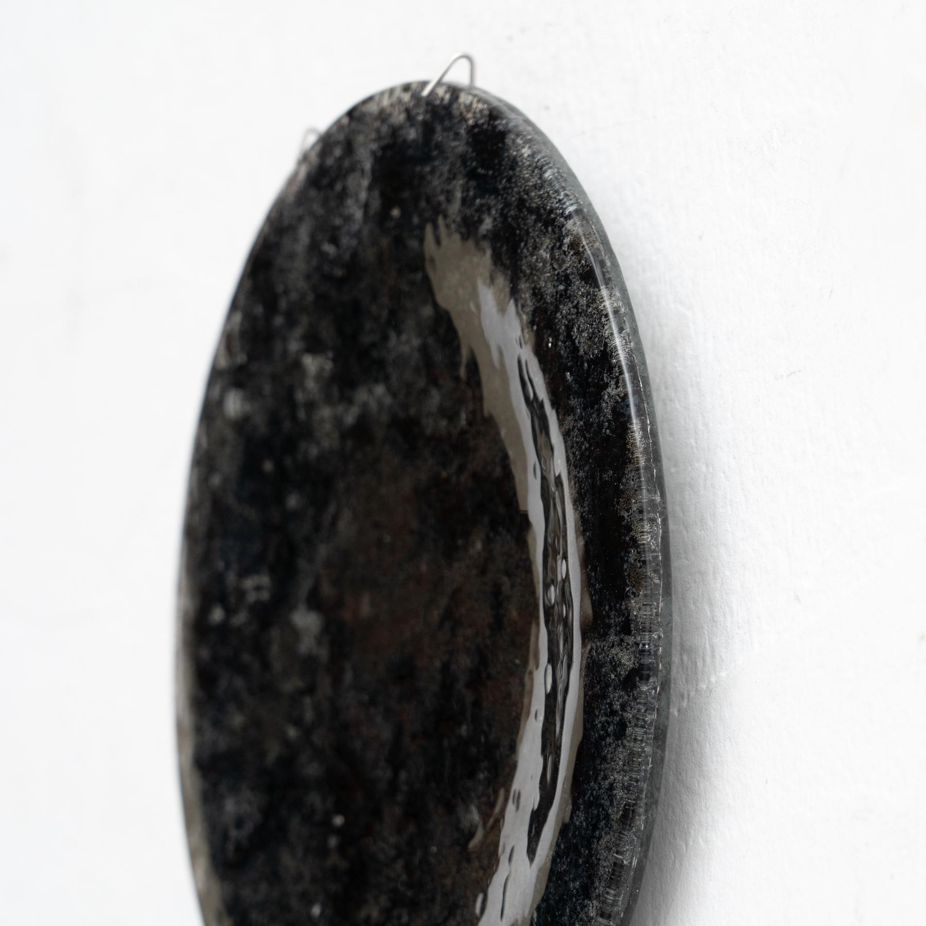 Traditional Spanish Decorative Glass Plate, circa 1960 For Sale 5