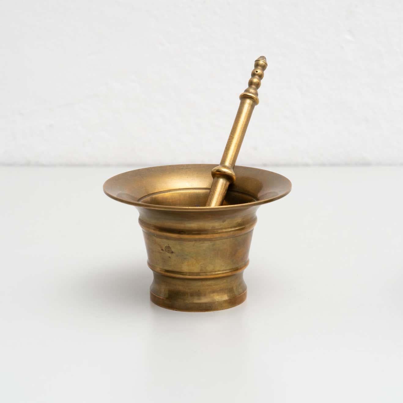 Mid-Century Modern Traditional Spanish Set of Two Vintage Metal Mortar and Pestle, circa 1950 For Sale