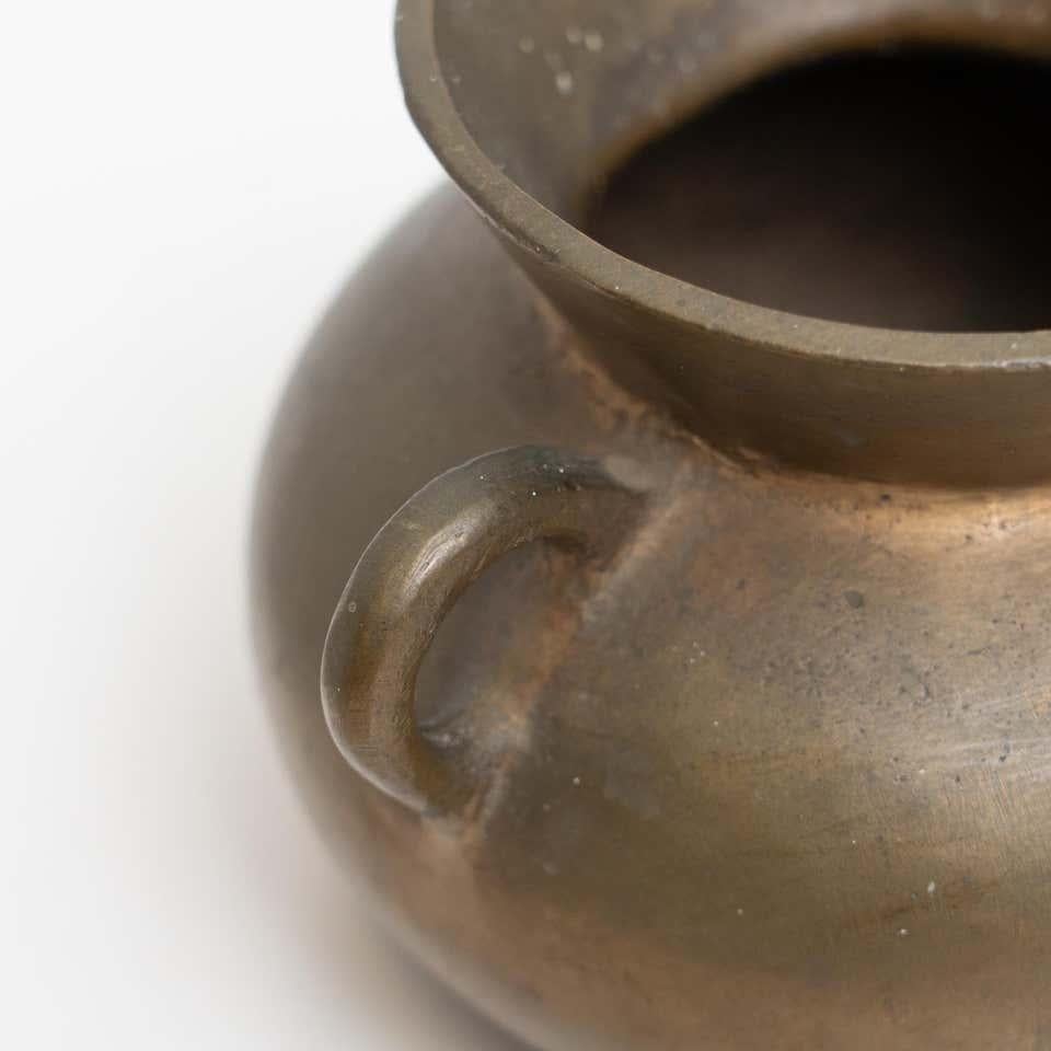 Mid-20th Century Traditional Spanish Vintage Bronze Pot, circa 1930 For Sale