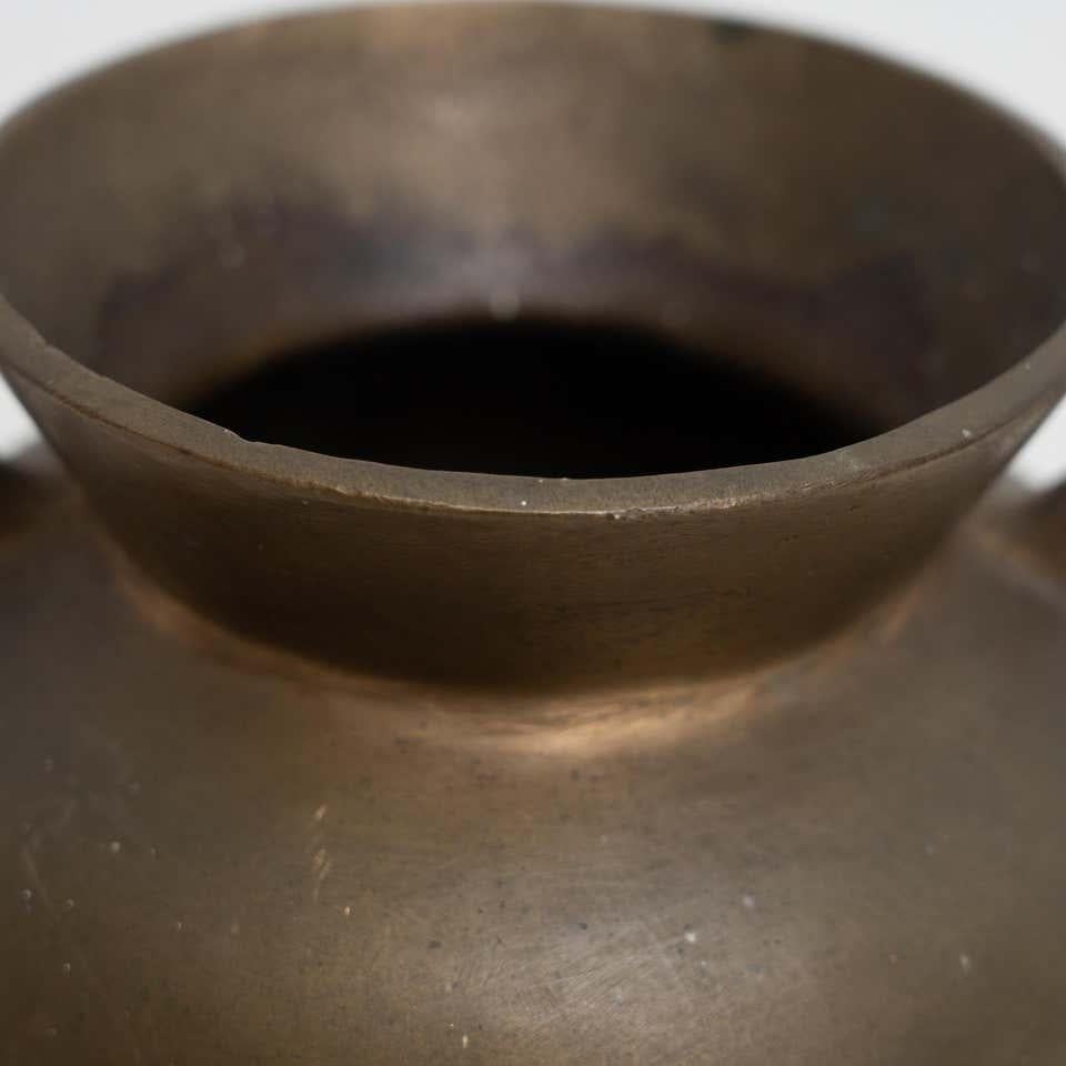 Traditional Spanish Vintage Bronze Pot, circa 1930 For Sale 3