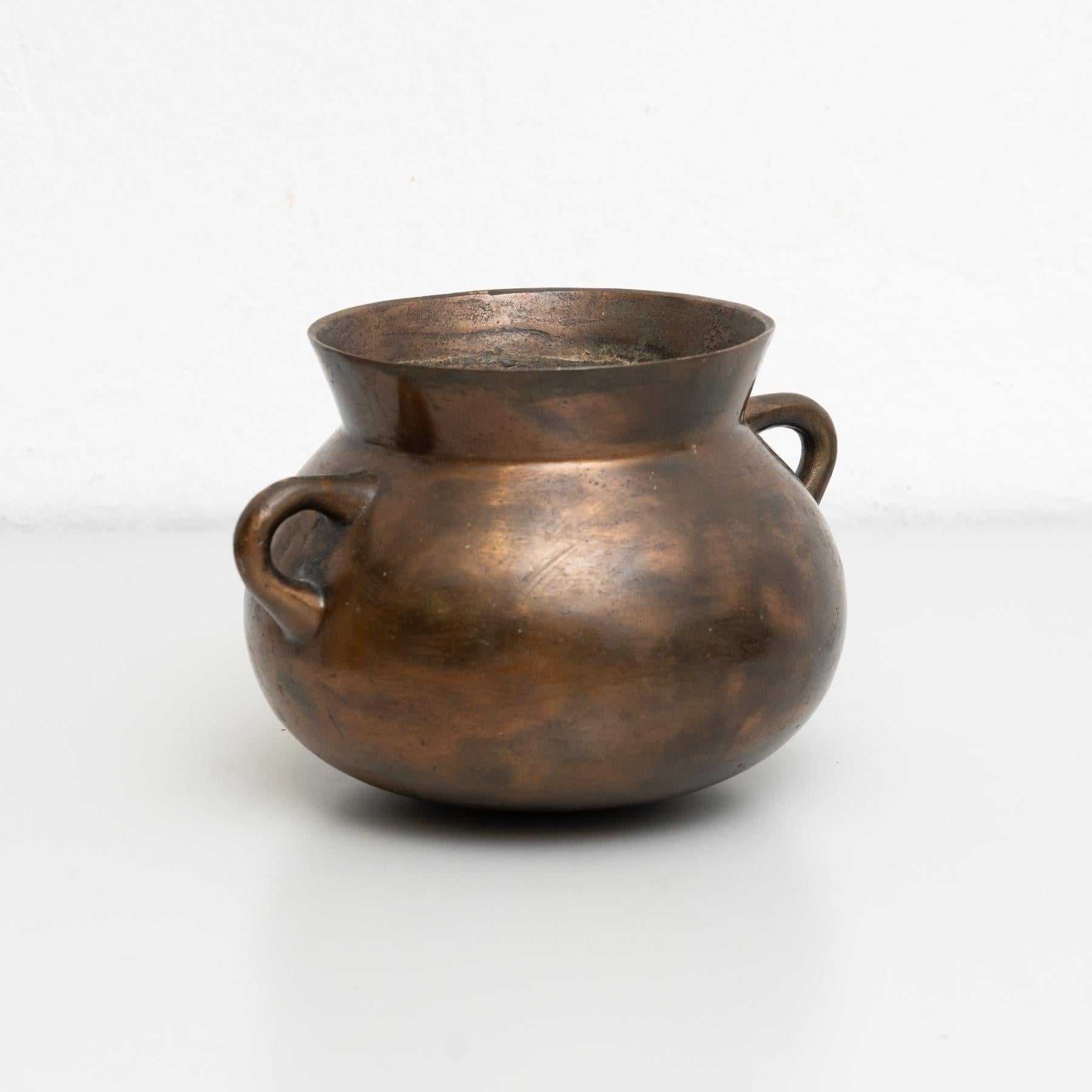 Pot traditionnel espagnol en bronze vintage, circa 1950 en vente 4