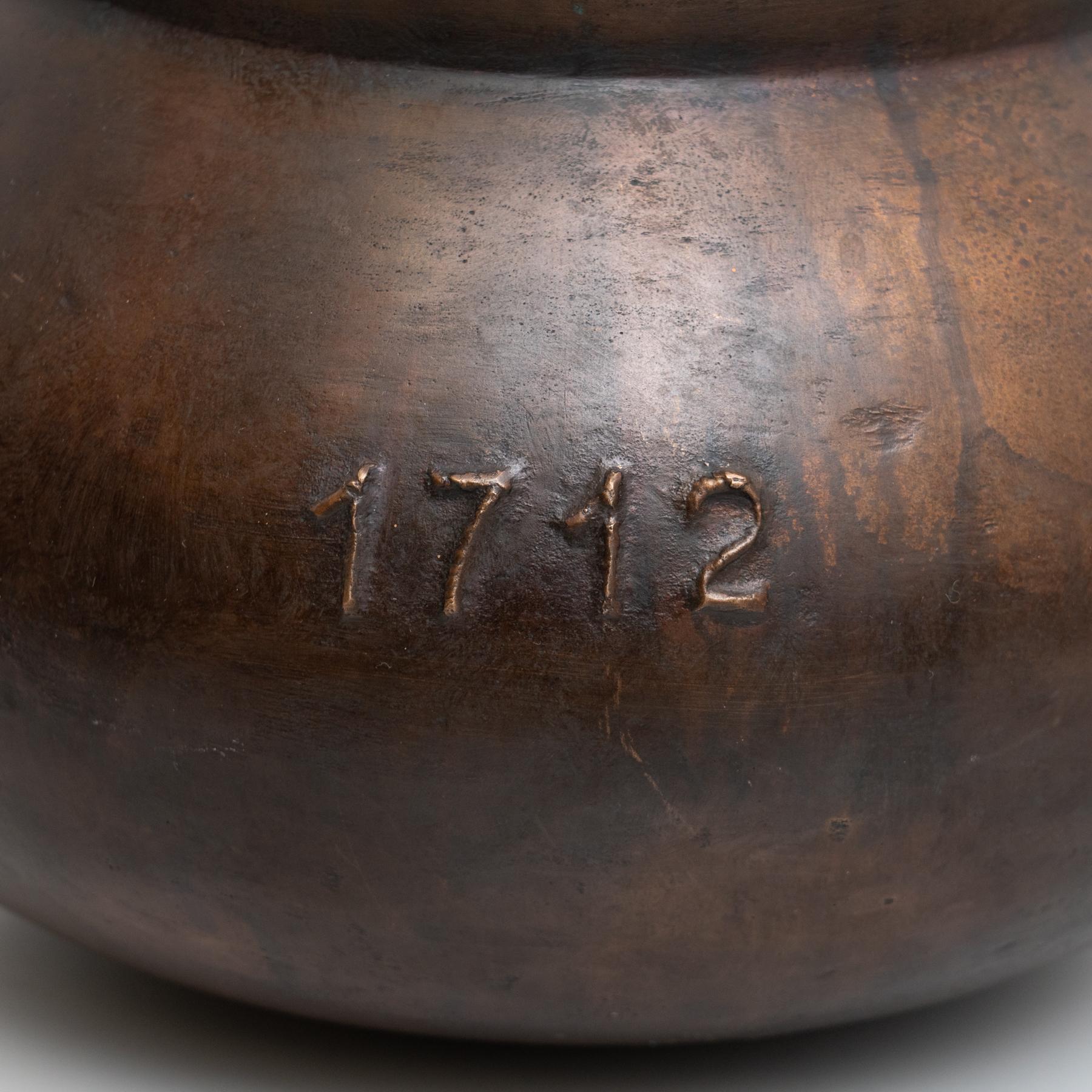 Pot traditionnel espagnol en bronze vintage, circa 1950 en vente 5
