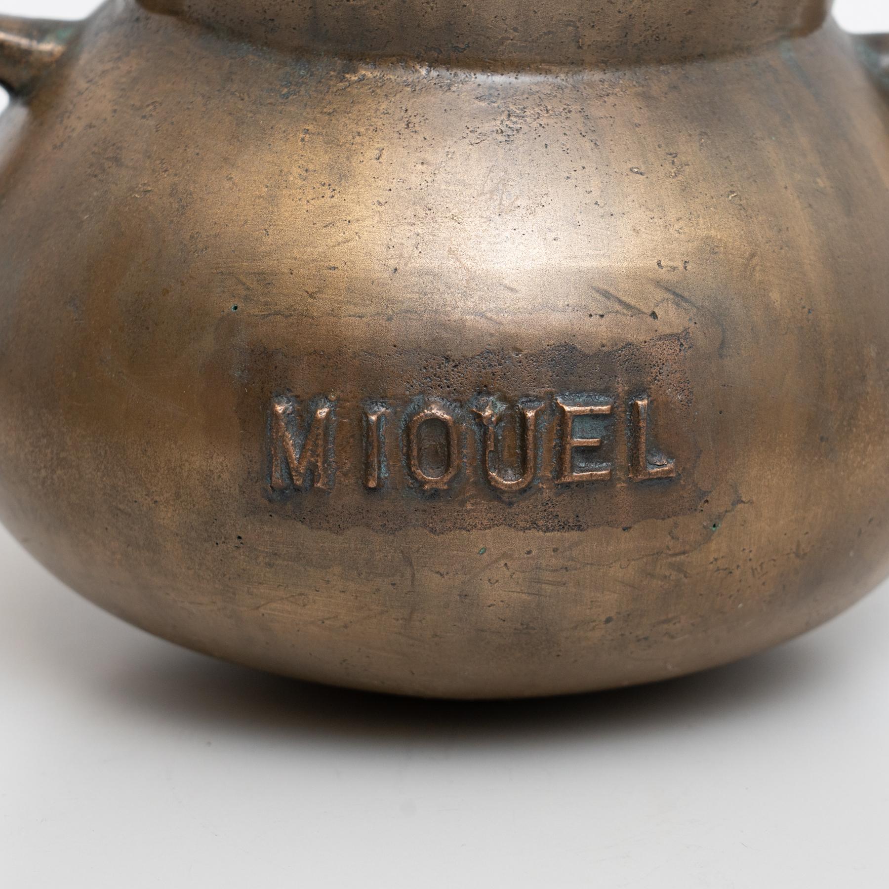 Vaso tradizionale spagnolo in bronzo vintage, circa 1950 in vendita 5