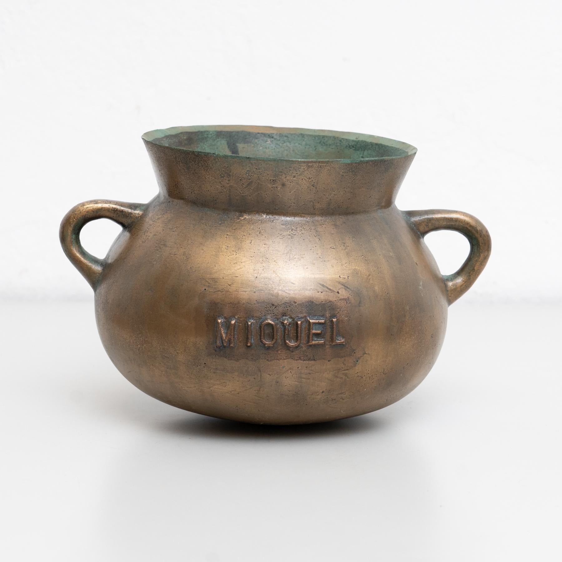 Vaso tradizionale spagnolo in bronzo vintage, circa 1950 in vendita 6