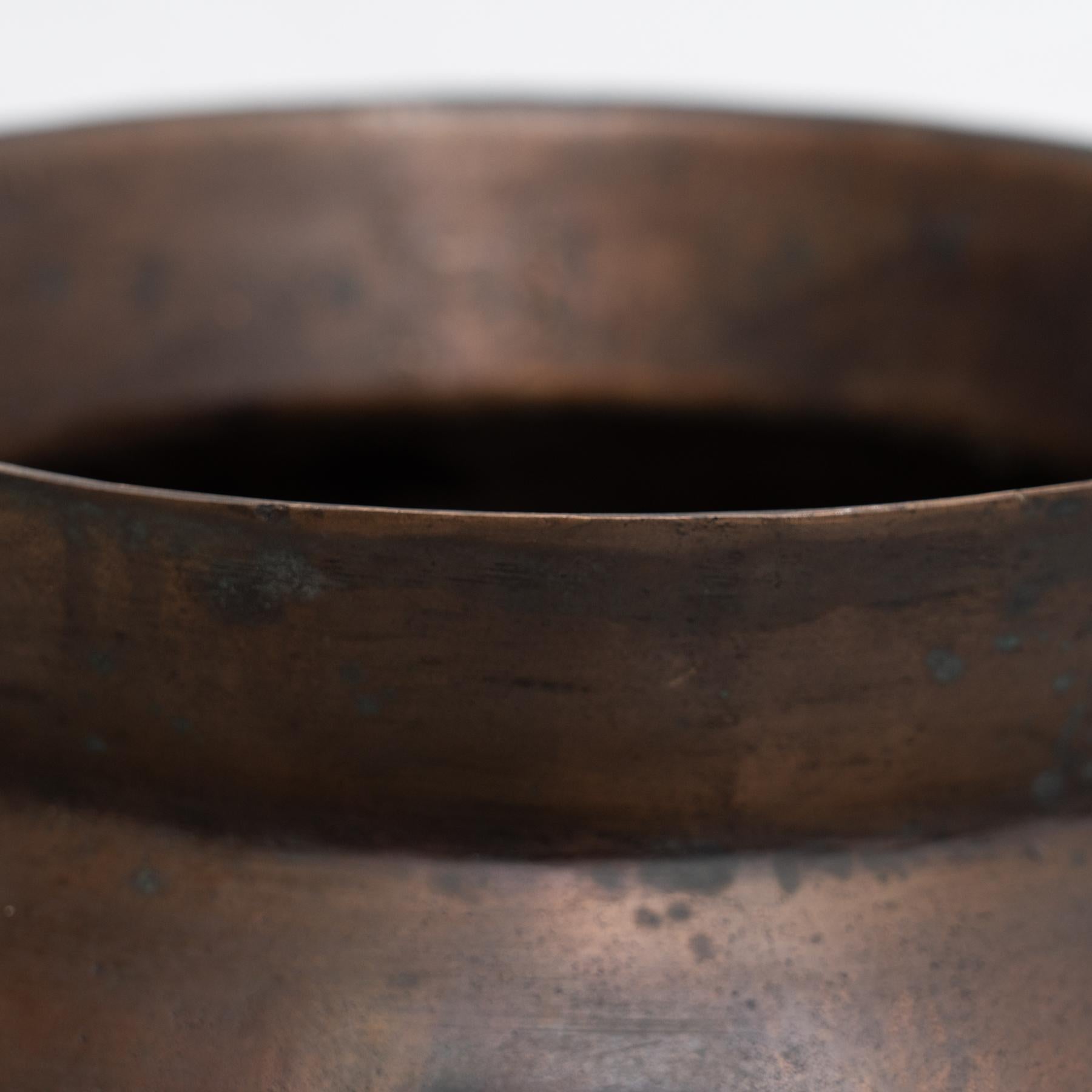 Pot traditionnel espagnol vintage en bronze, vers 1950 Bon état - En vente à Barcelona, Barcelona