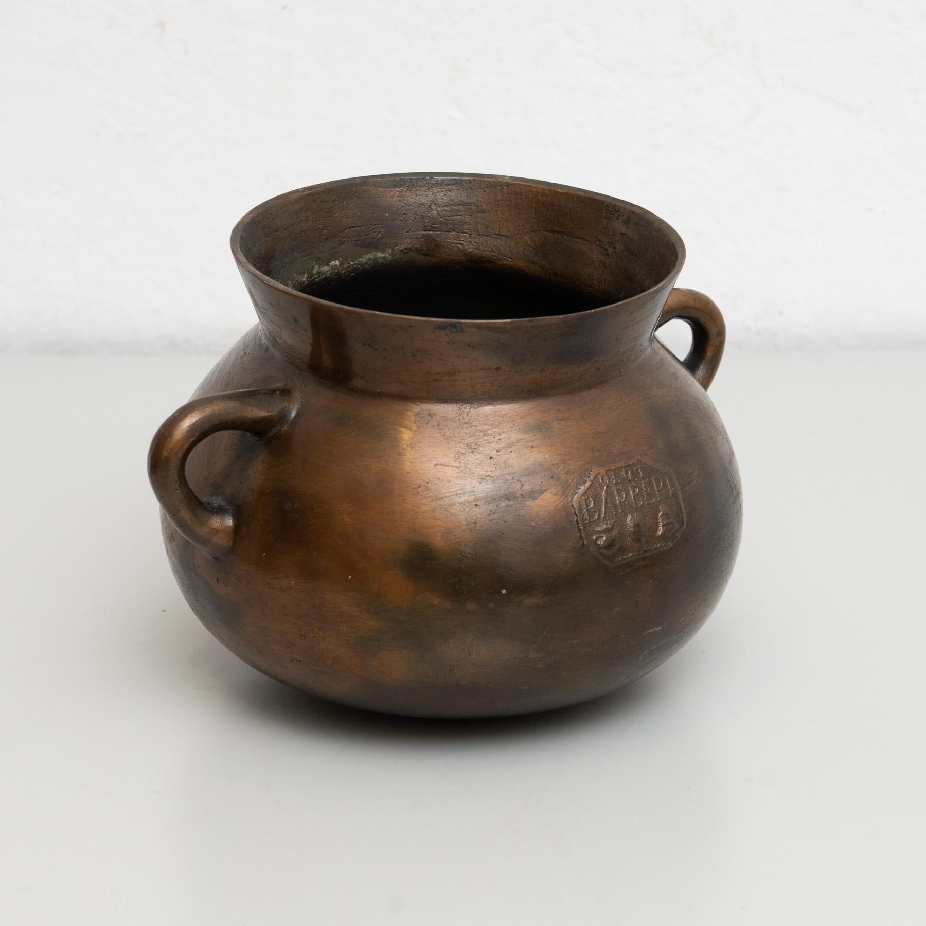 Milieu du XXe siècle Pot traditionnel espagnol en bronze vintage, circa 1950 en vente