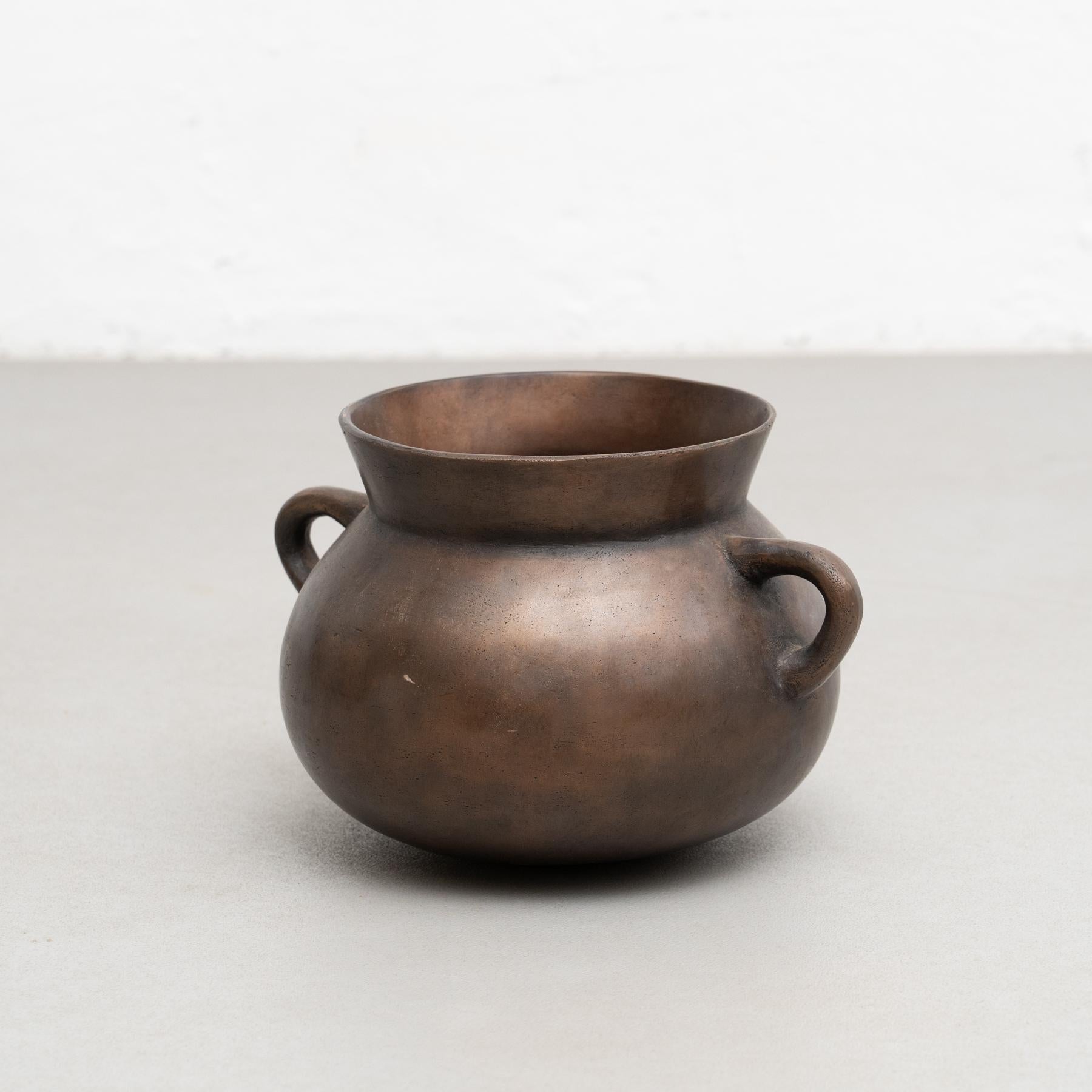 Traditional Spanish Vintage Bronze Pot, circa 1950 1