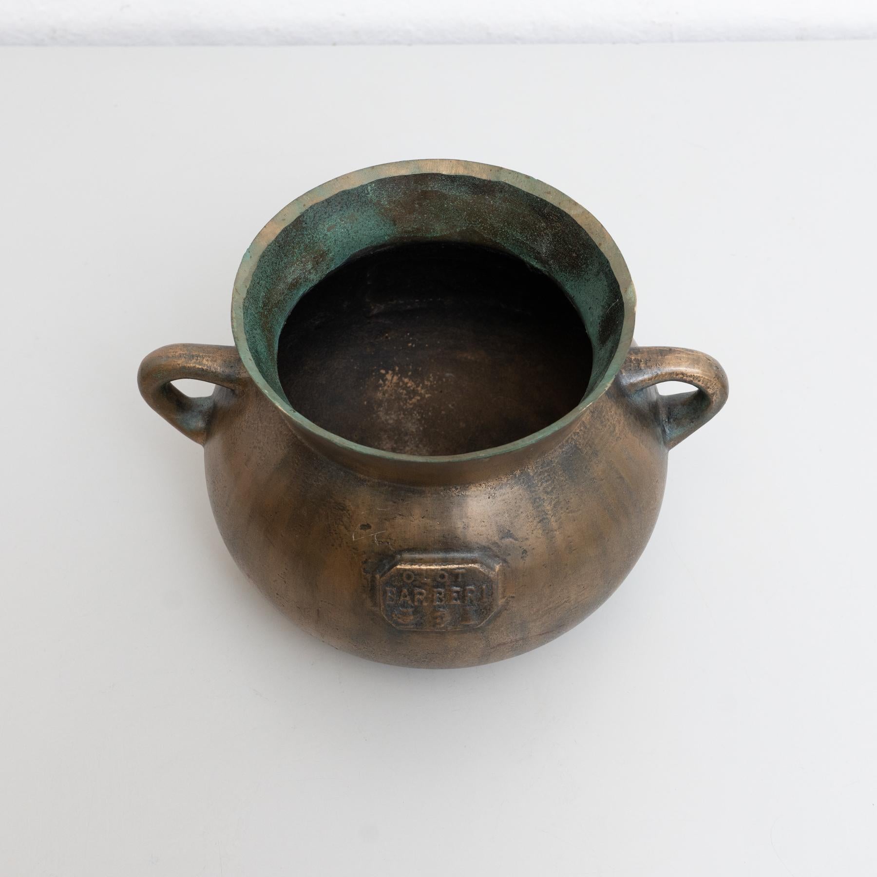 Traditional Spanish Vintage Bronze Pot, circa 1950 For Sale 2