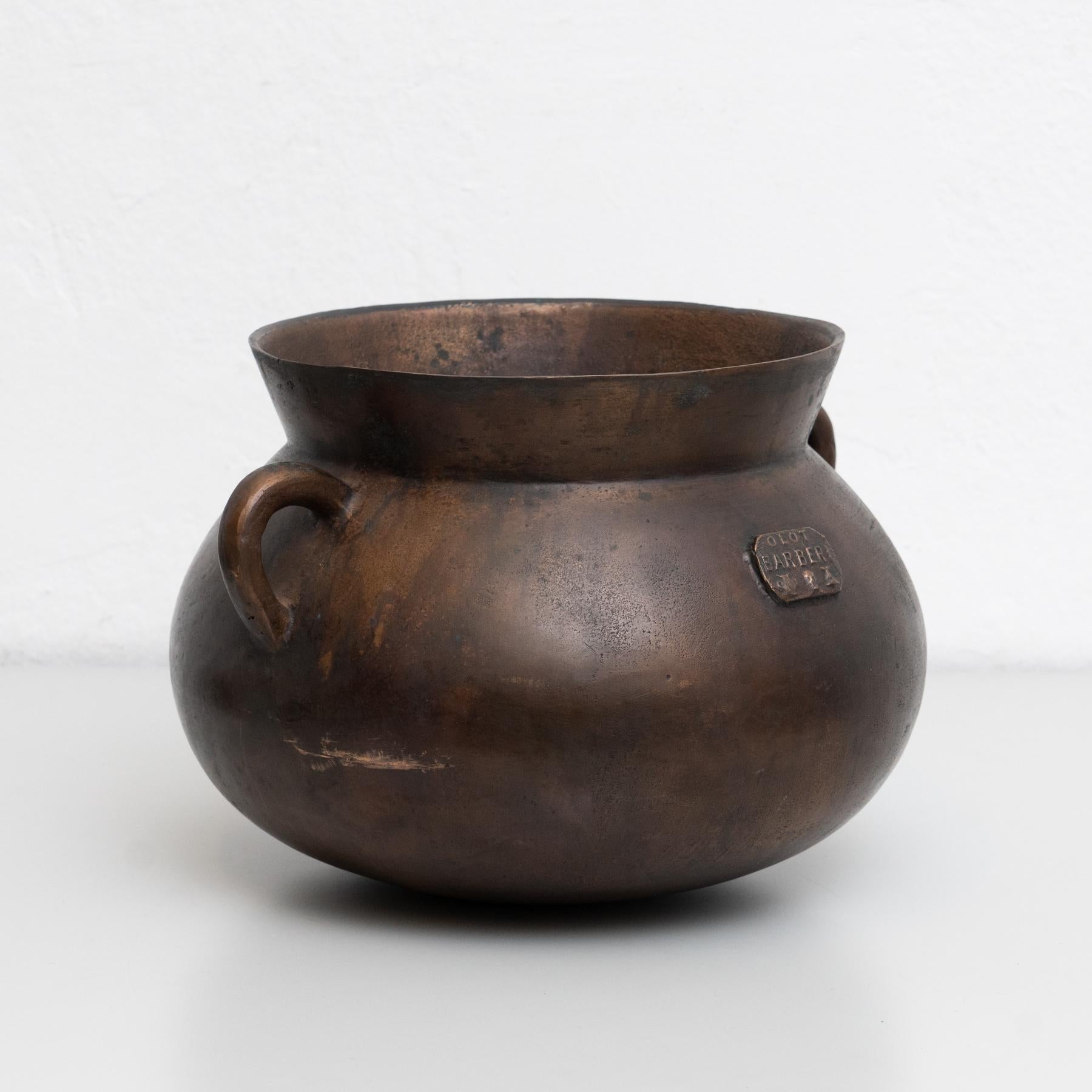 Pot traditionnel espagnol en bronze vintage, circa 1950 en vente 1