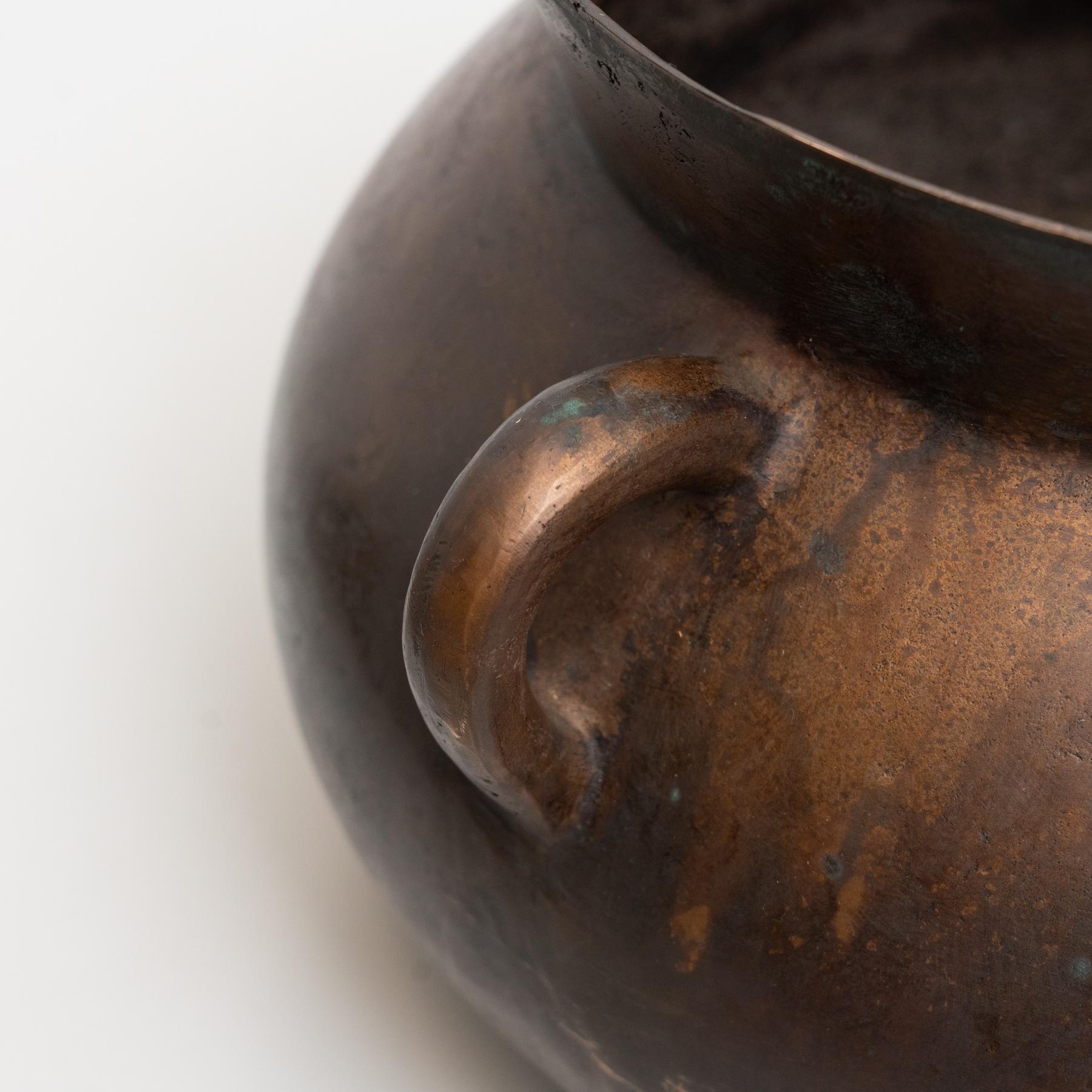 Pot traditionnel espagnol en bronze vintage, circa 1950 en vente 2