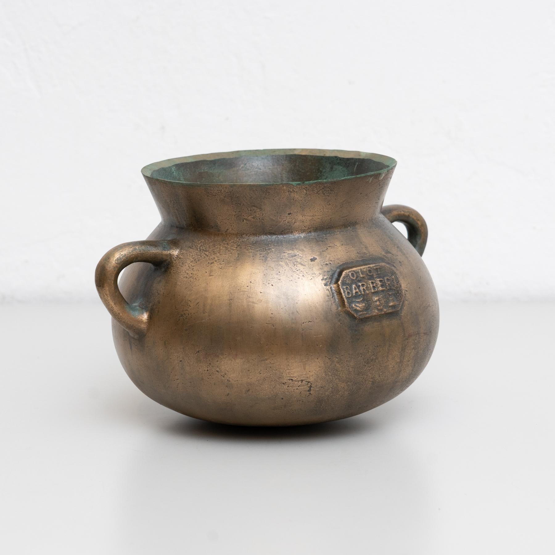 Vaso tradizionale spagnolo in bronzo vintage, circa 1950 in vendita 2