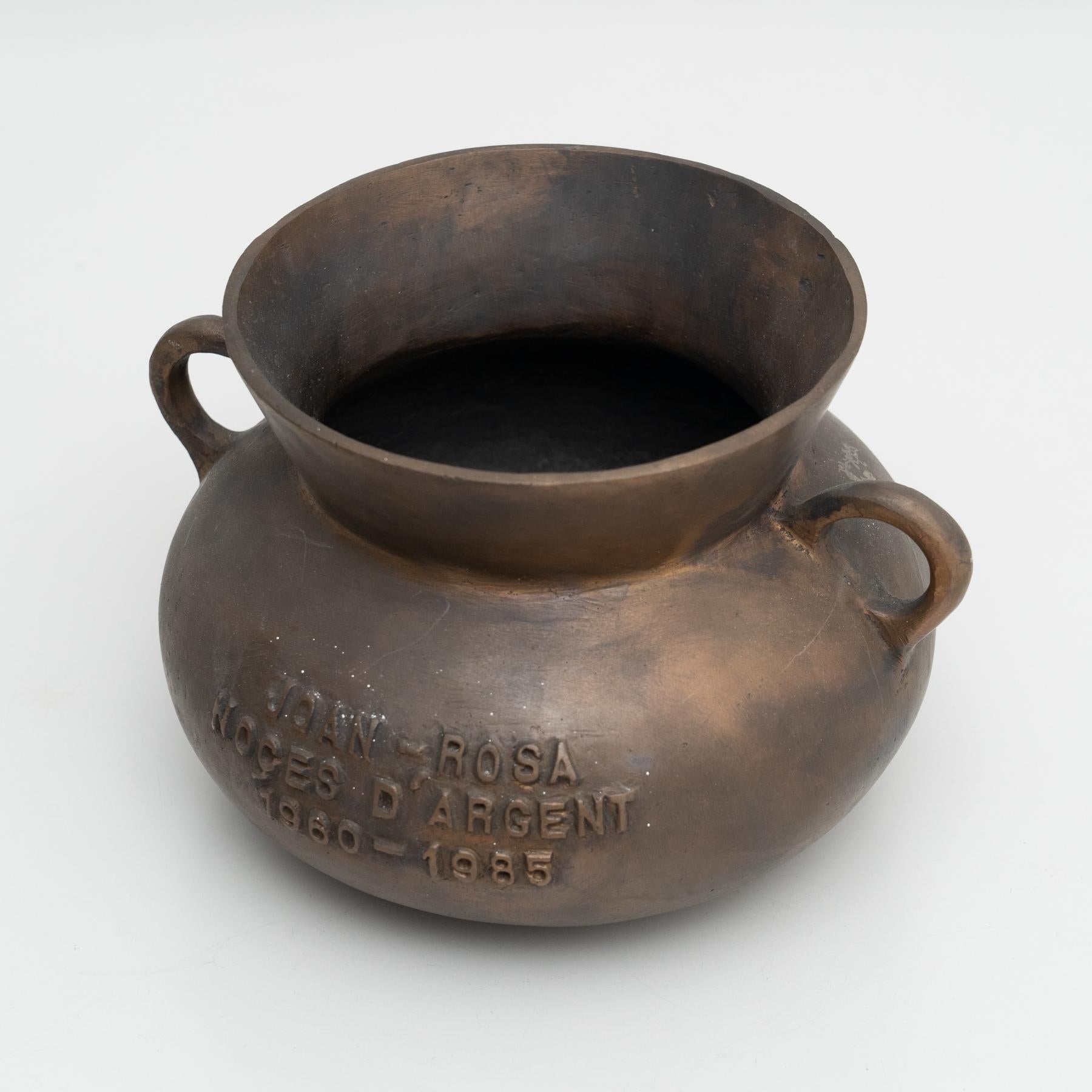 Pot traditionnel espagnol en bronze vintage, circa 1985 en vente 4
